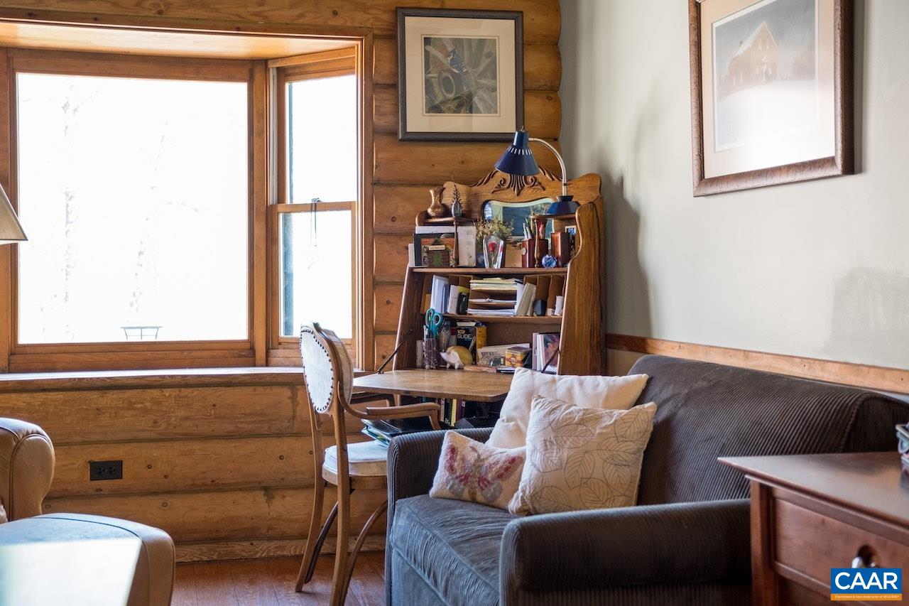 329 BEAR RIDGE TRL
