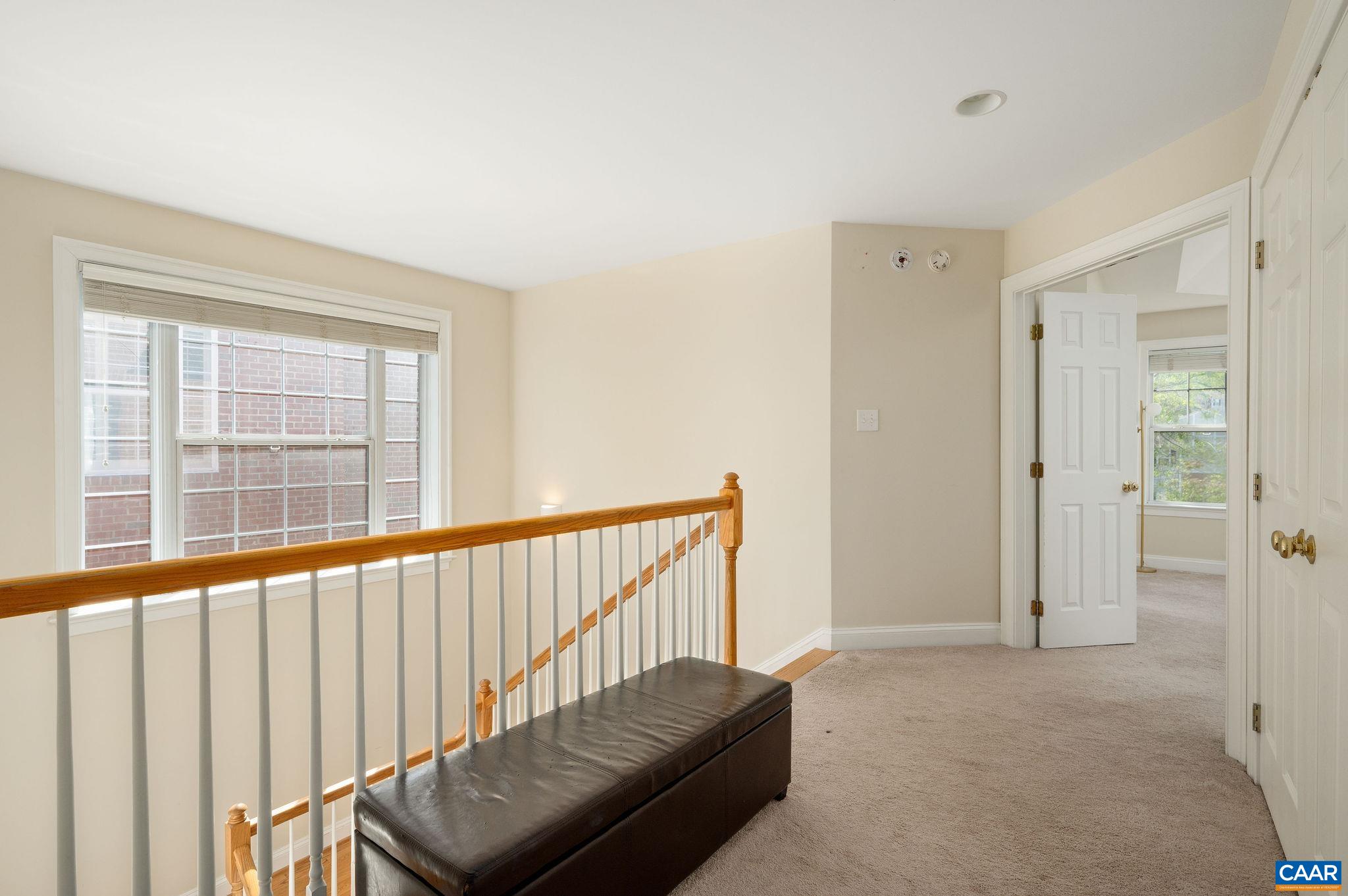 1003 GLENWOOD STATION LN