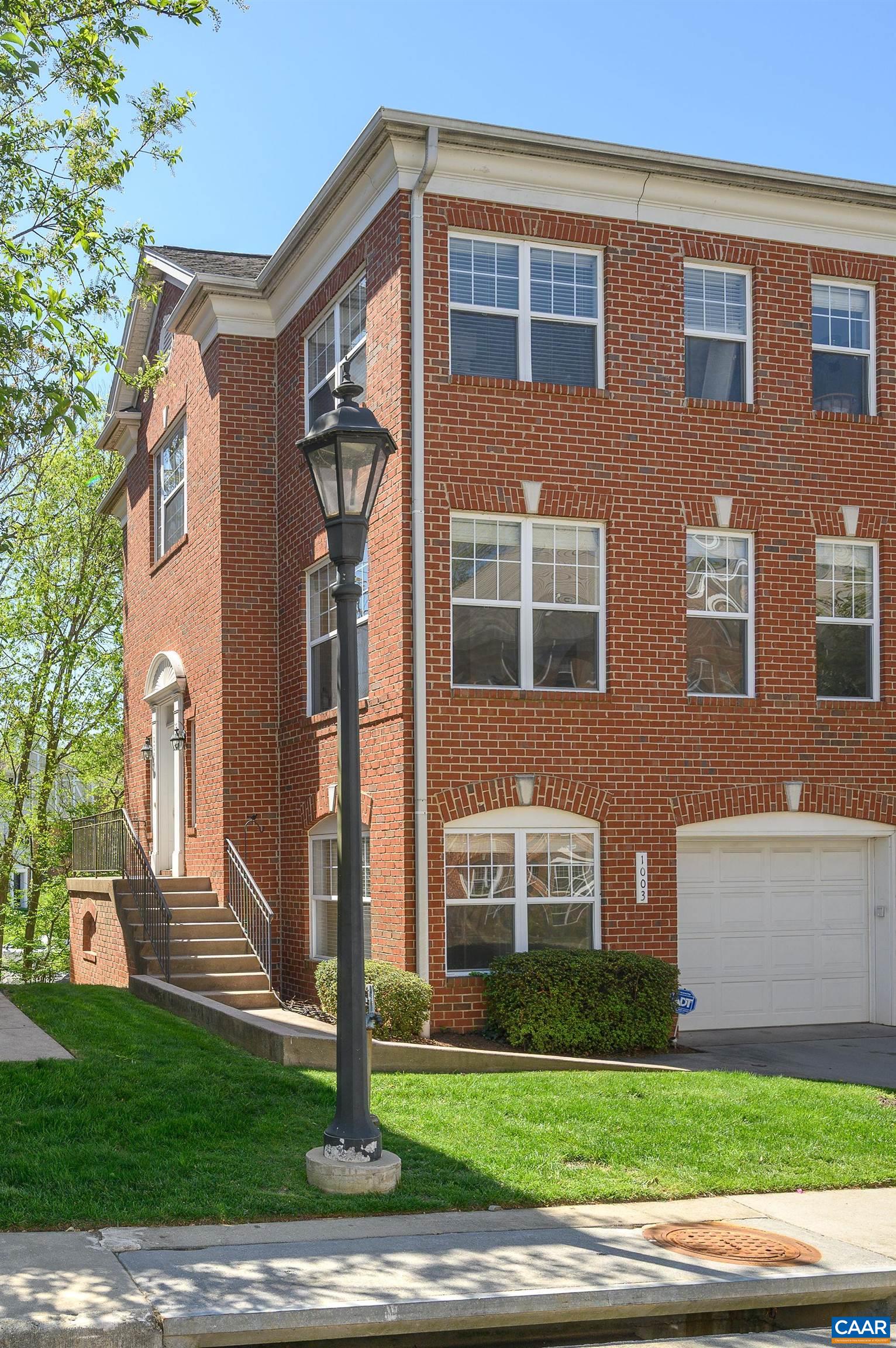 1003 GLENWOOD STATION LN