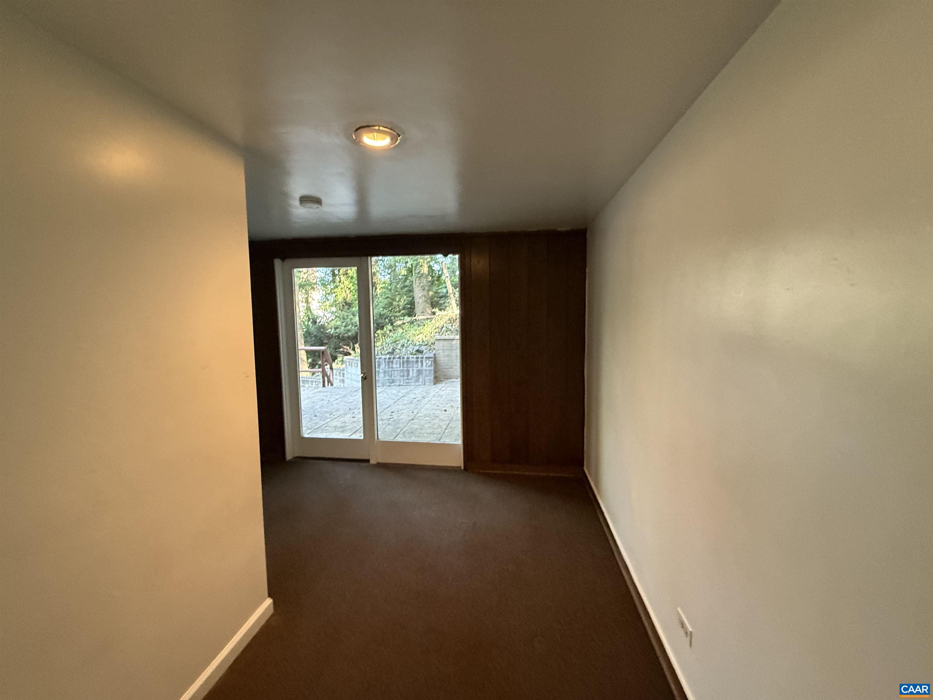 536 VALLEY RD