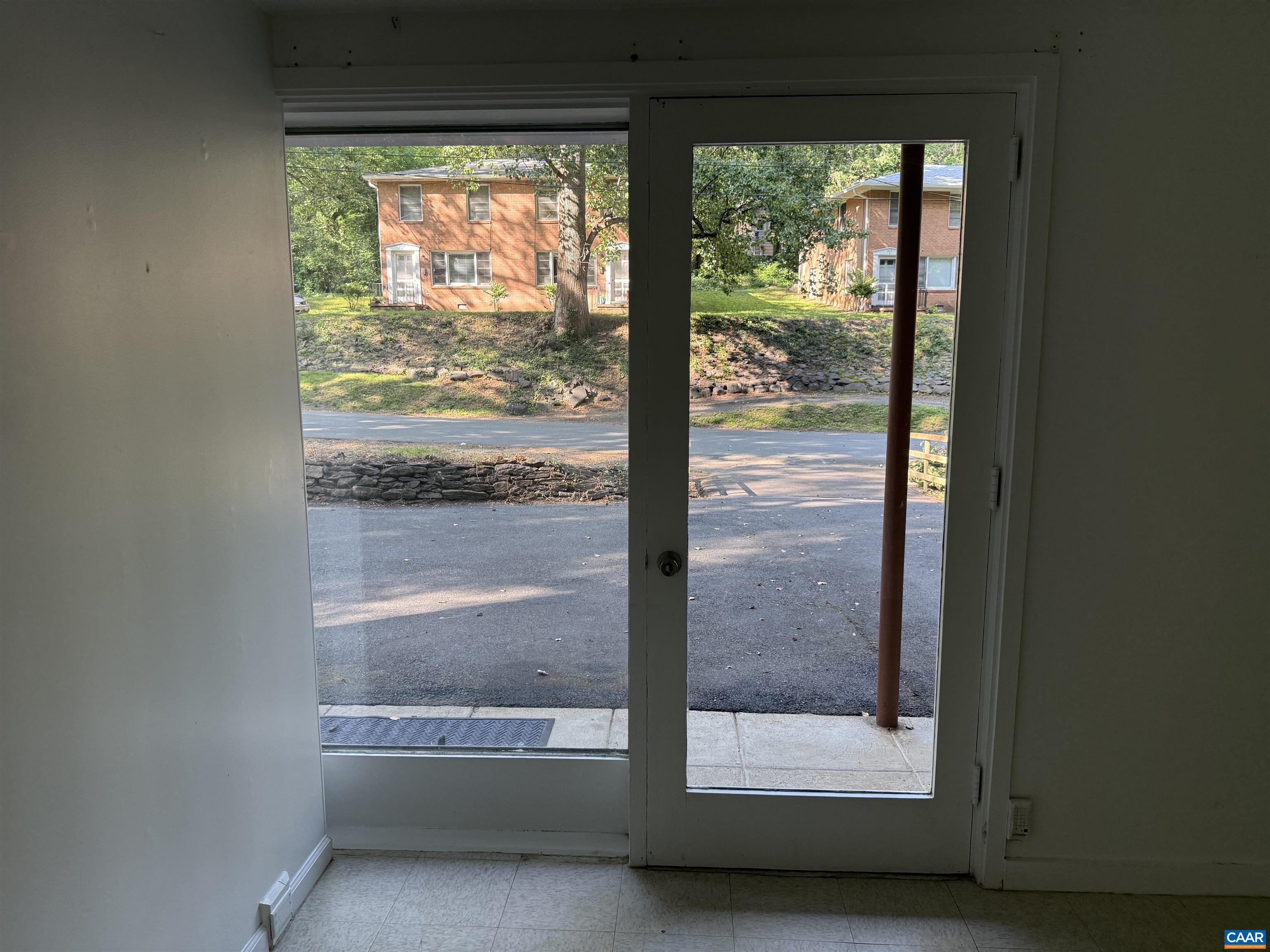 536 VALLEY RD