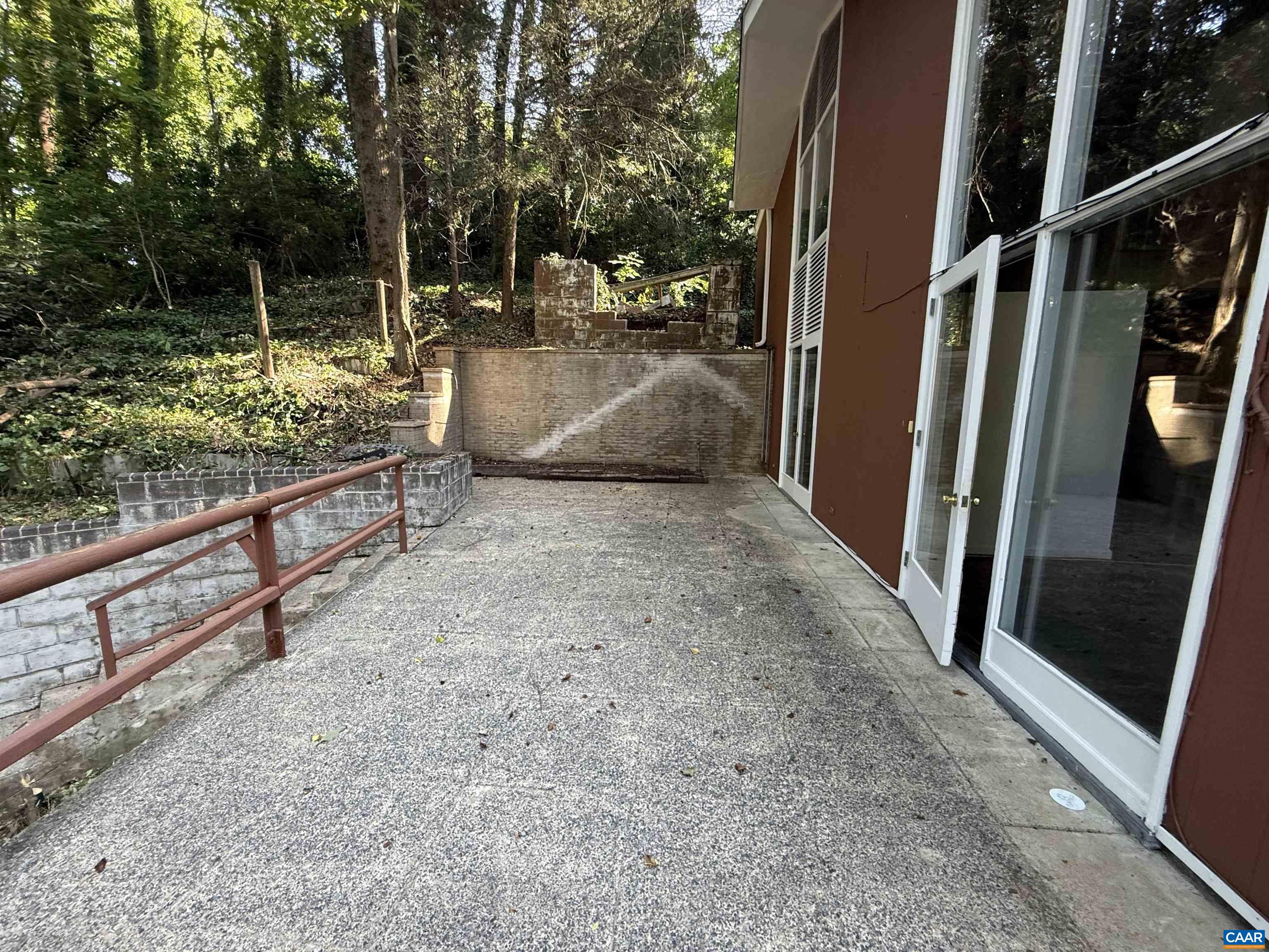 536 VALLEY RD