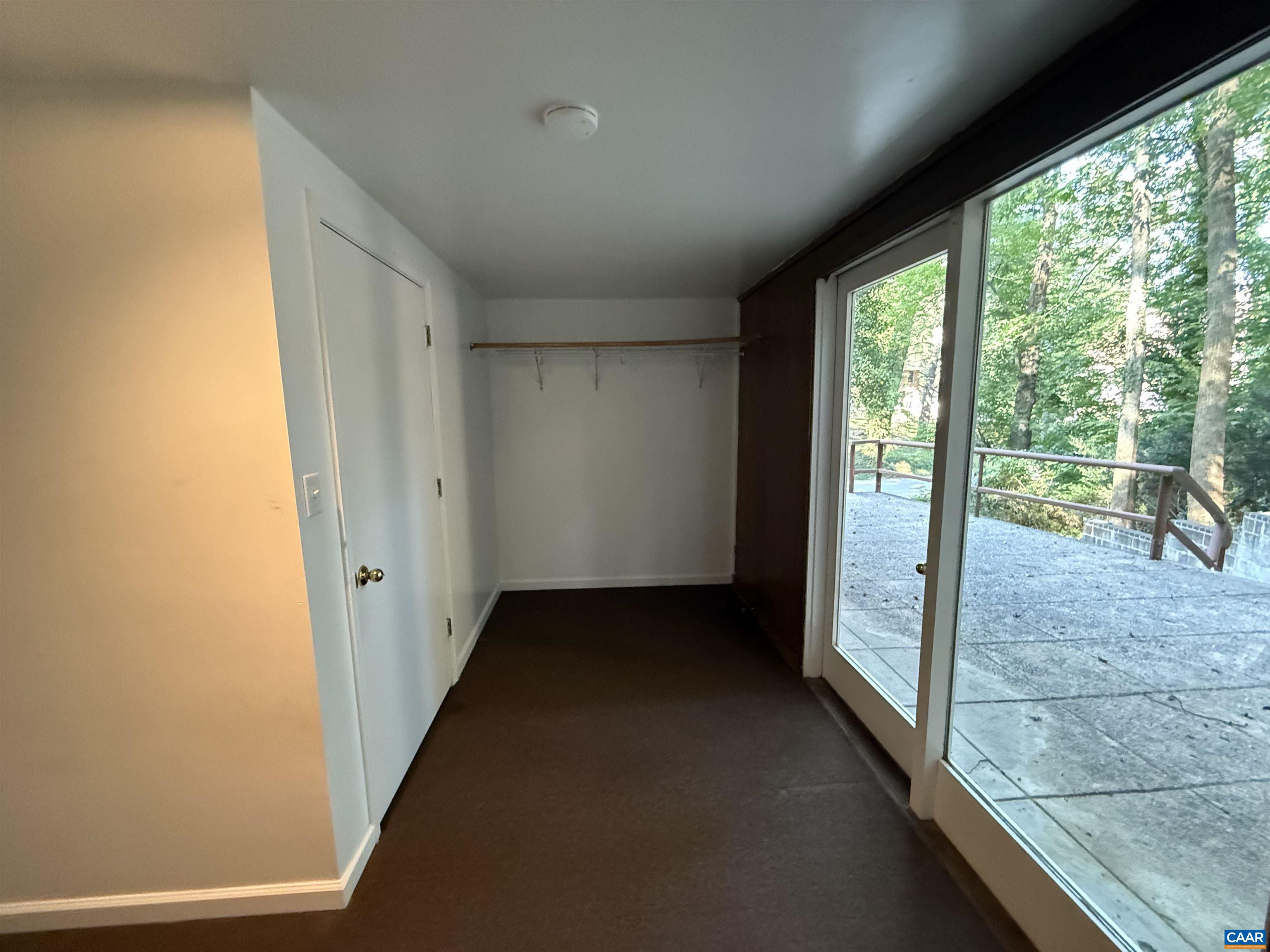 536 VALLEY RD