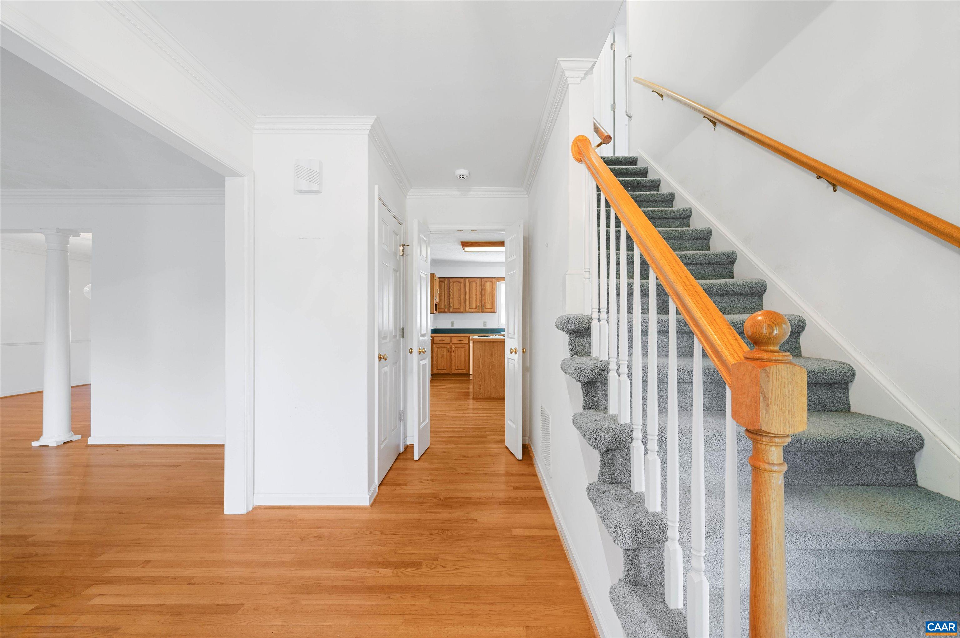 103 DOVER CT