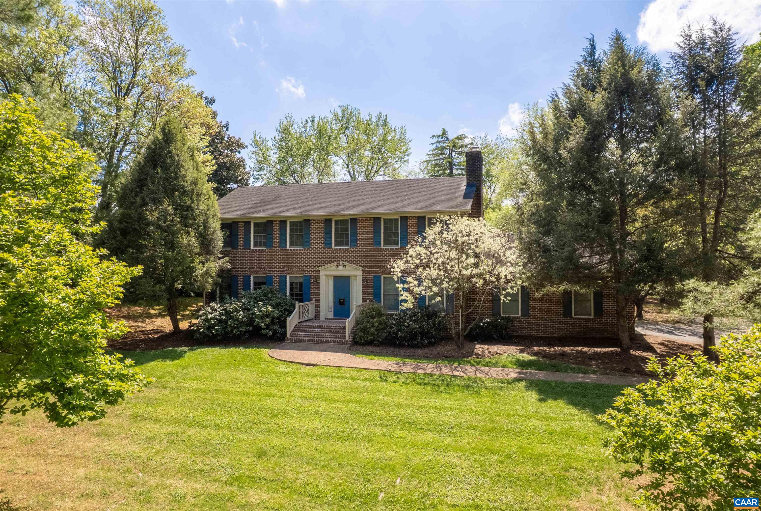 103 DOVER CT