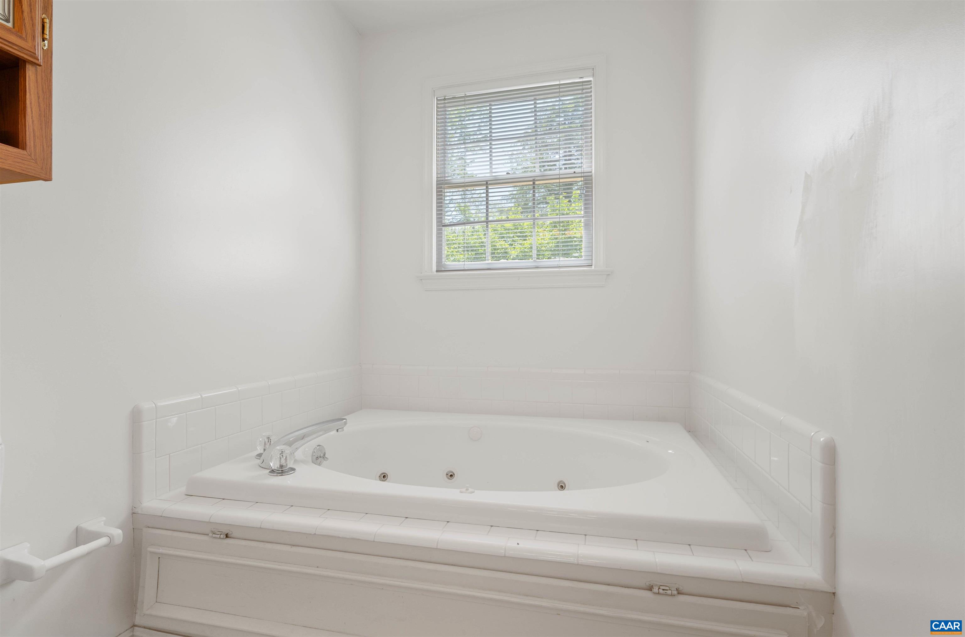 103 DOVER CT