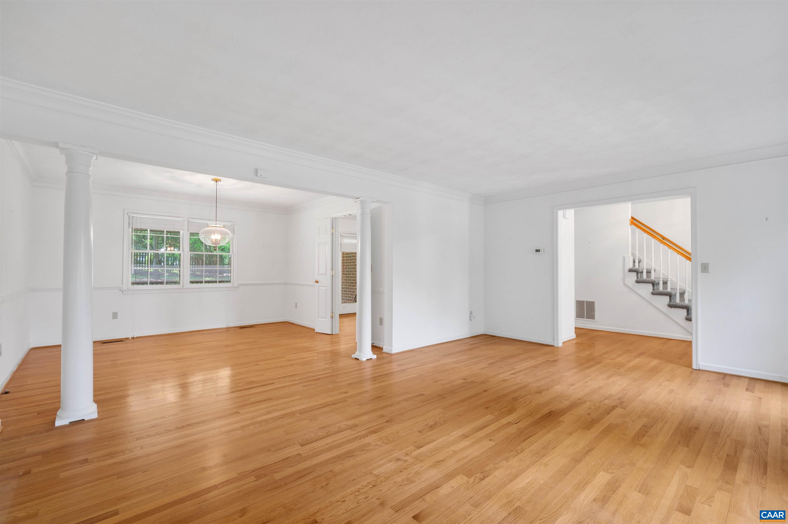 103 DOVER CT