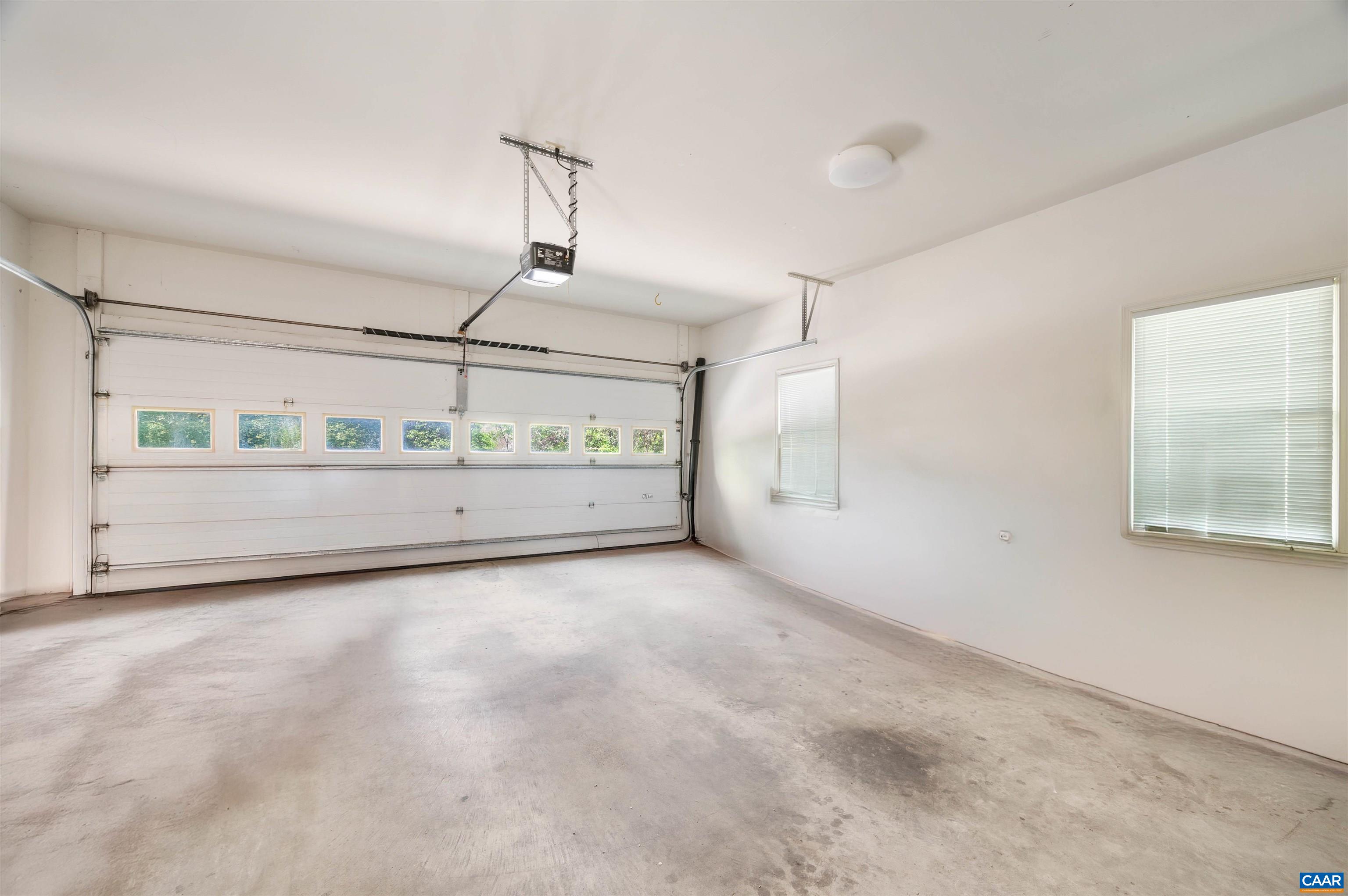 103 DOVER CT