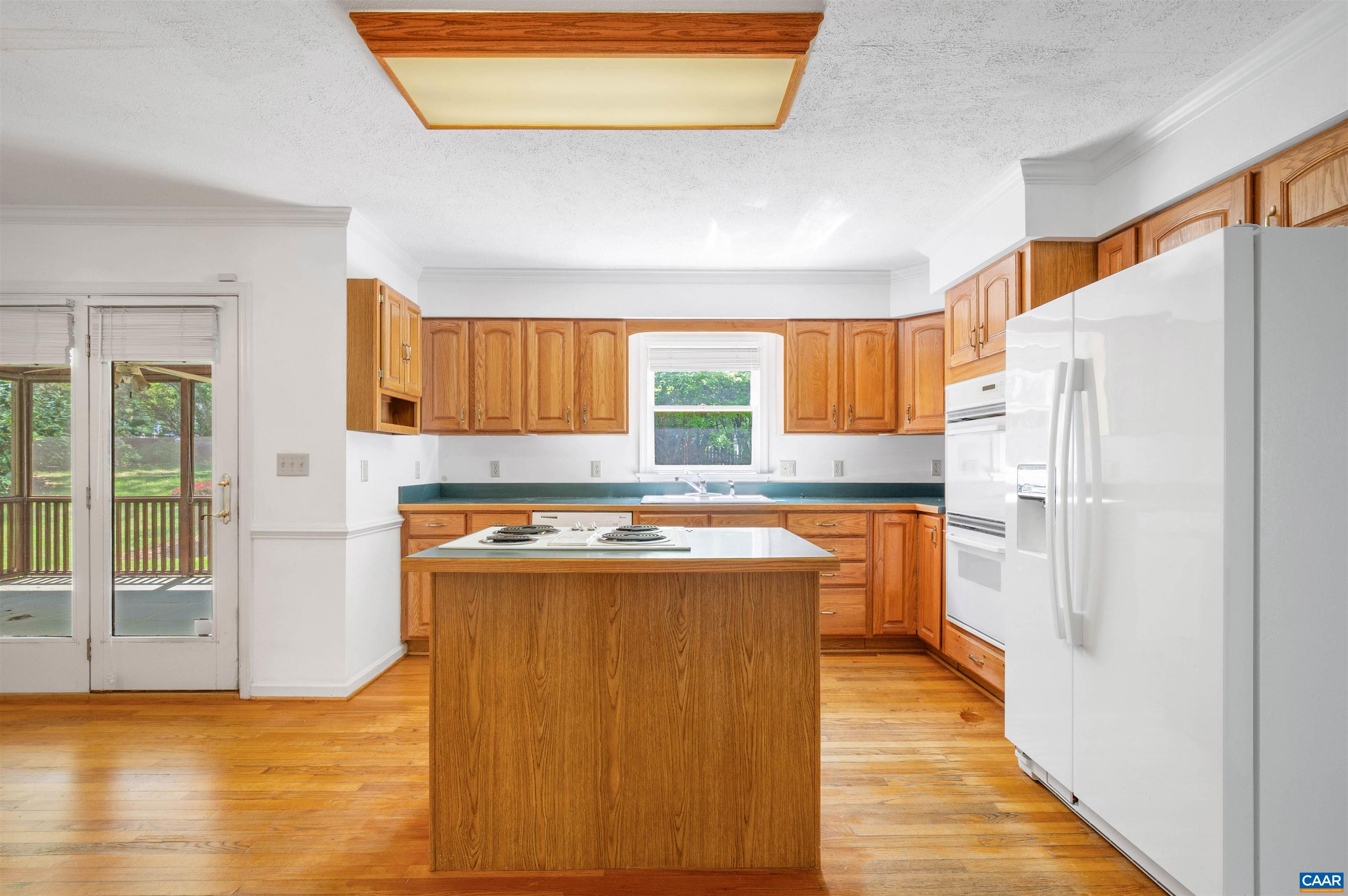 103 DOVER CT