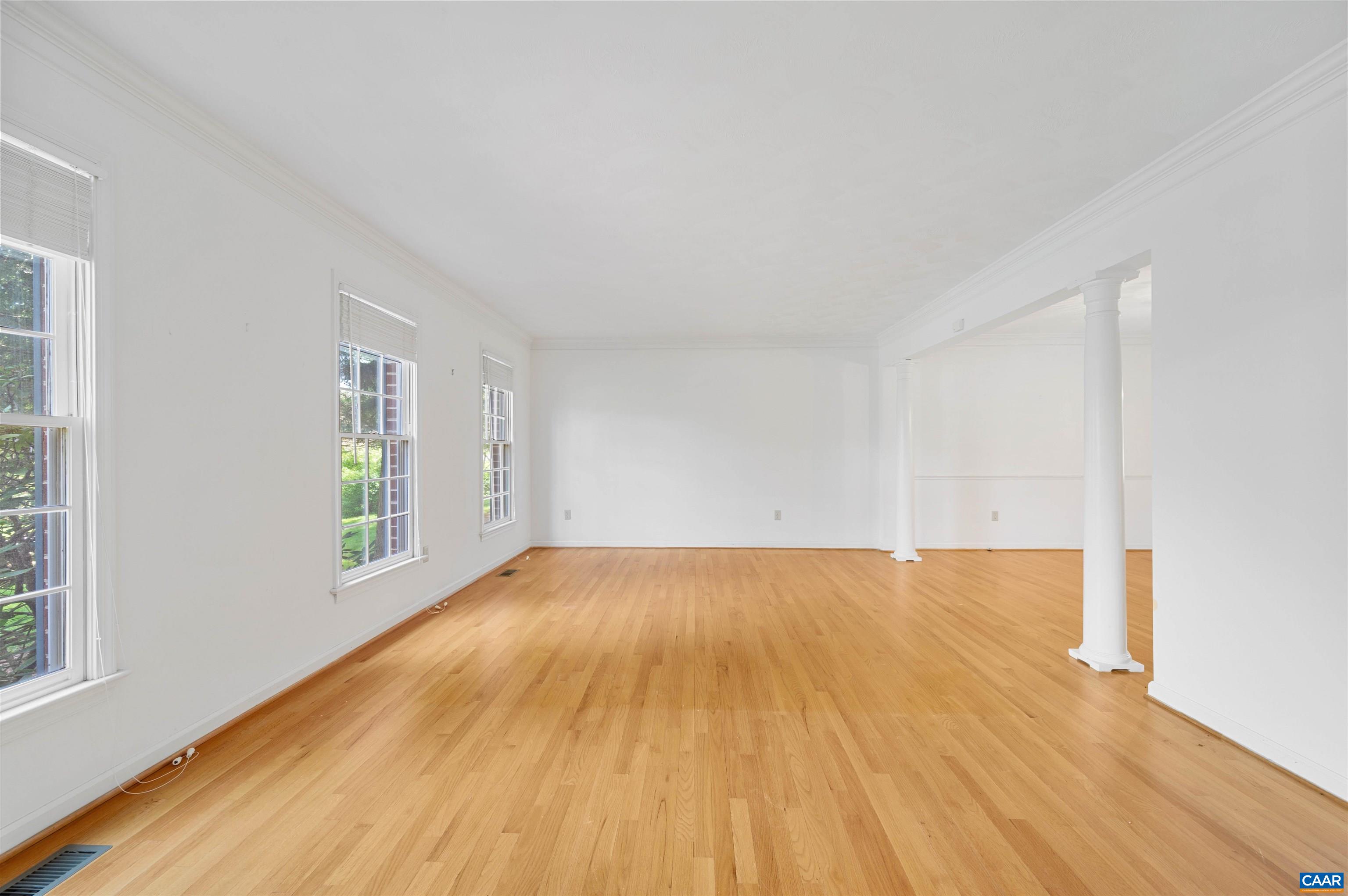103 DOVER CT