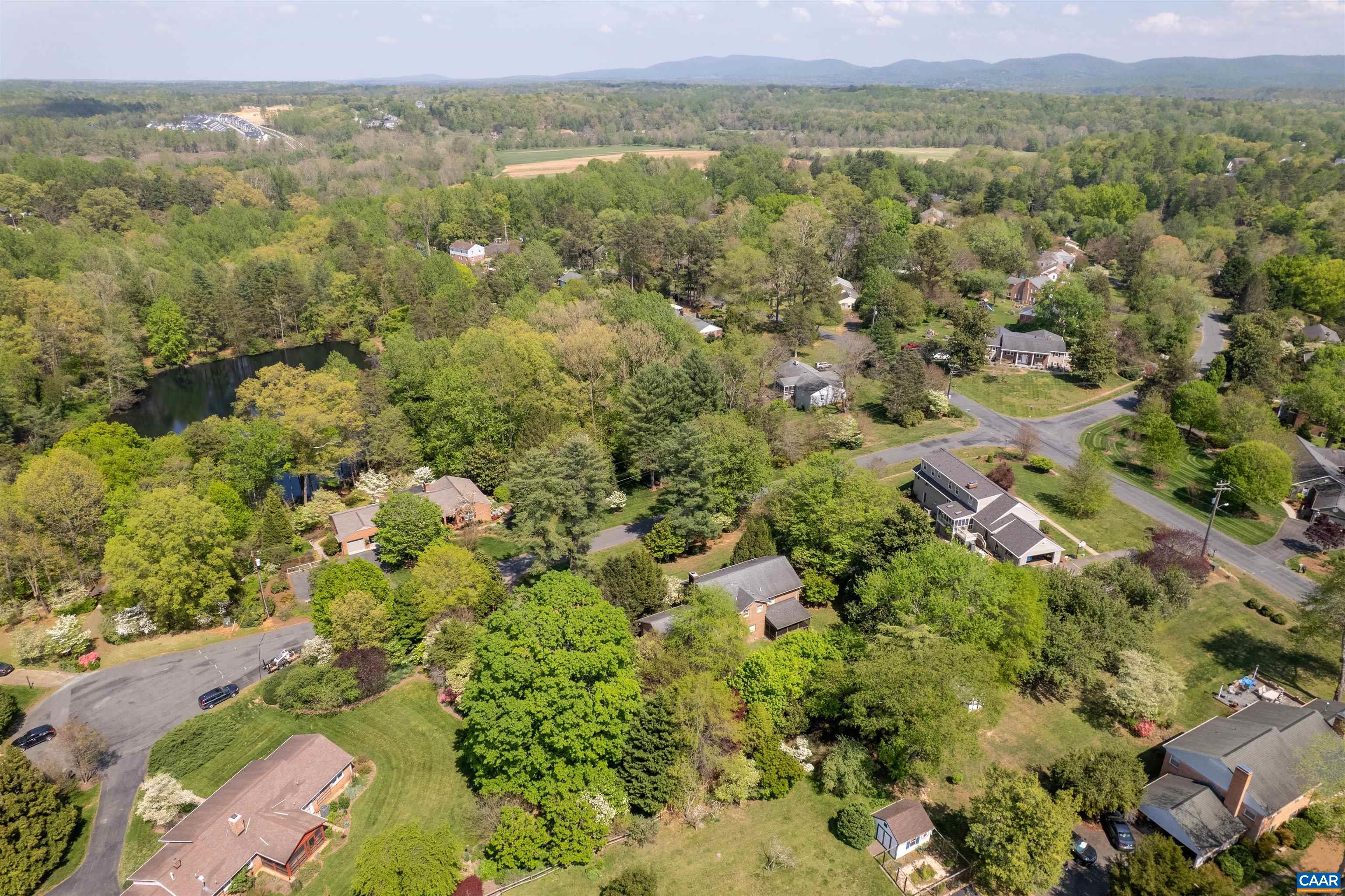 103 DOVER CT