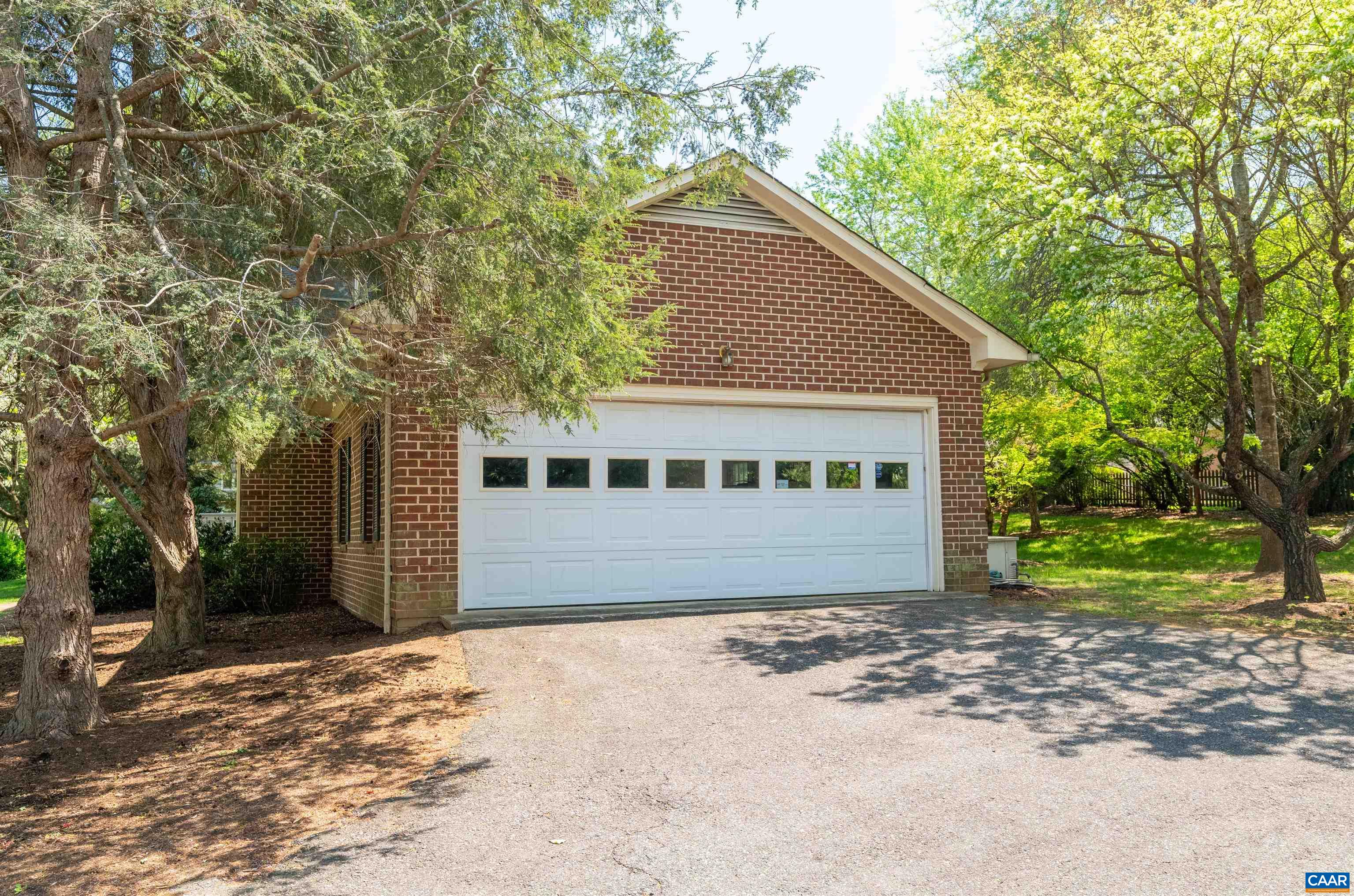 103 DOVER CT