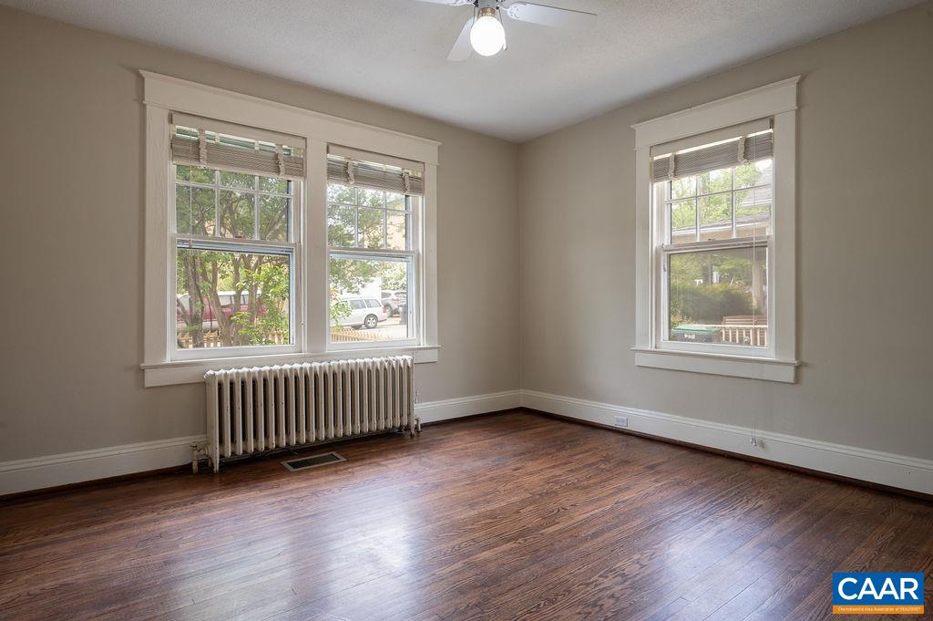 807 ELLIOTT AVE