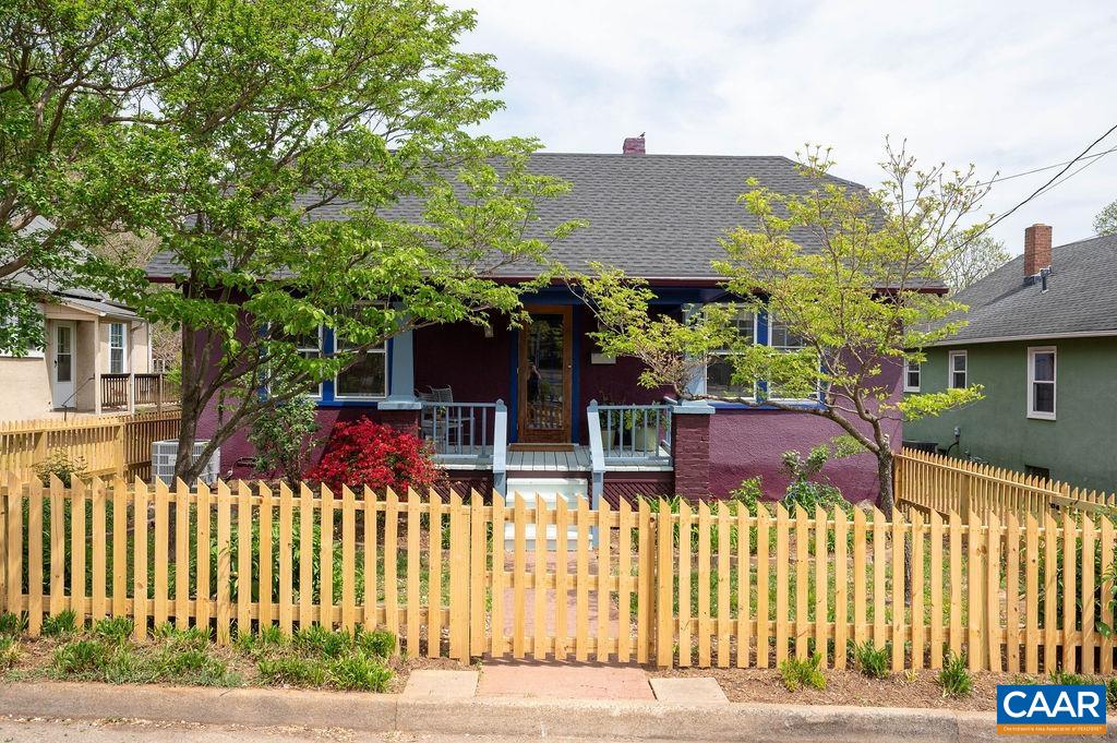 807 ELLIOTT AVE