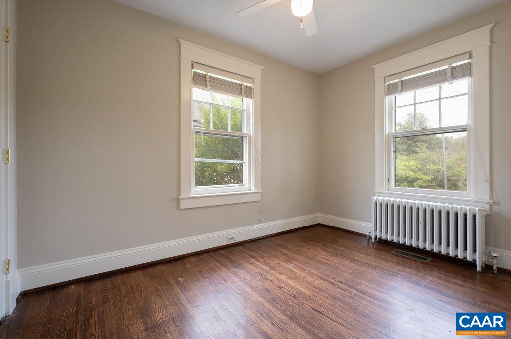 807 ELLIOTT AVE