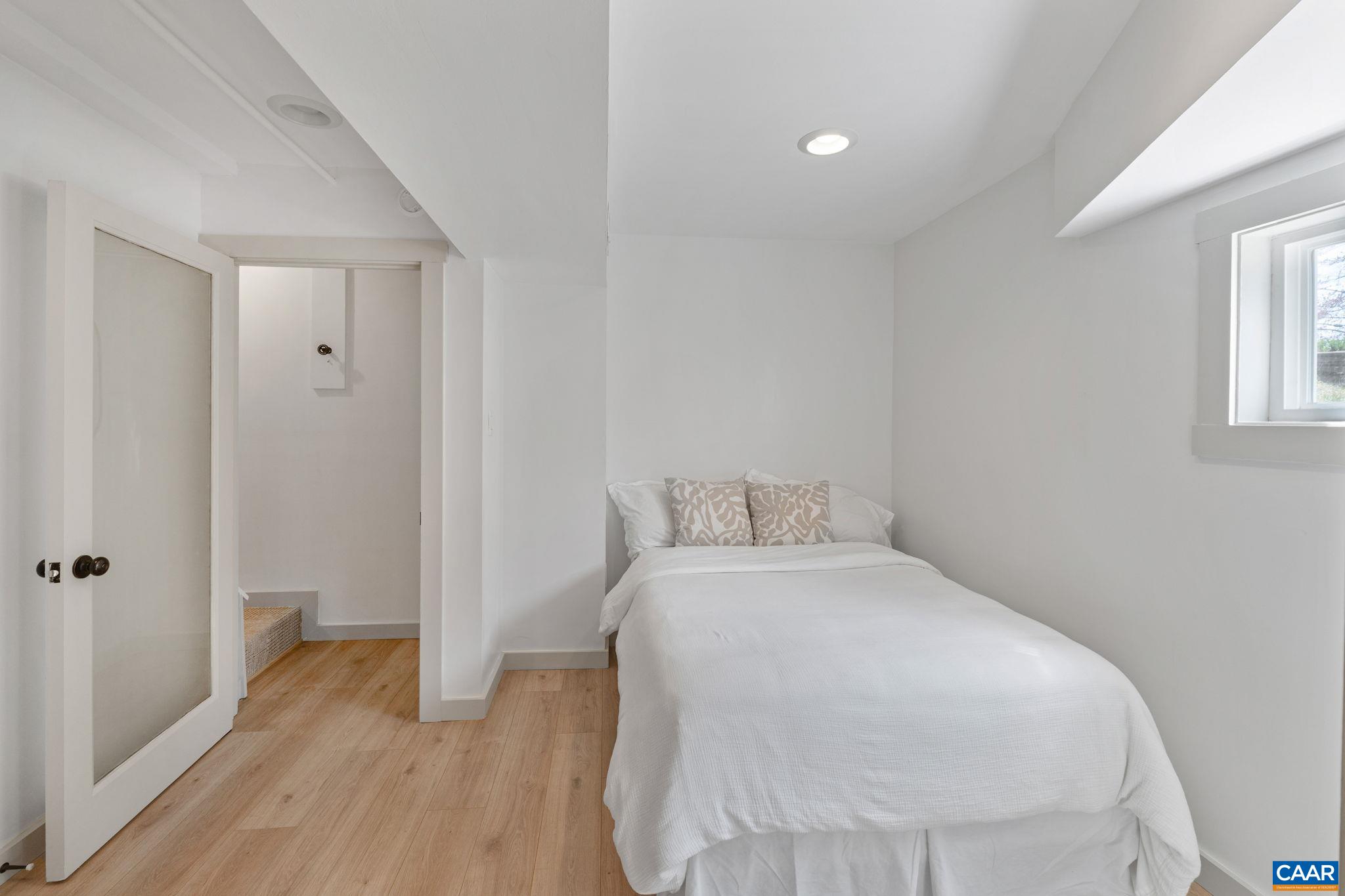 111 HARRIS RD