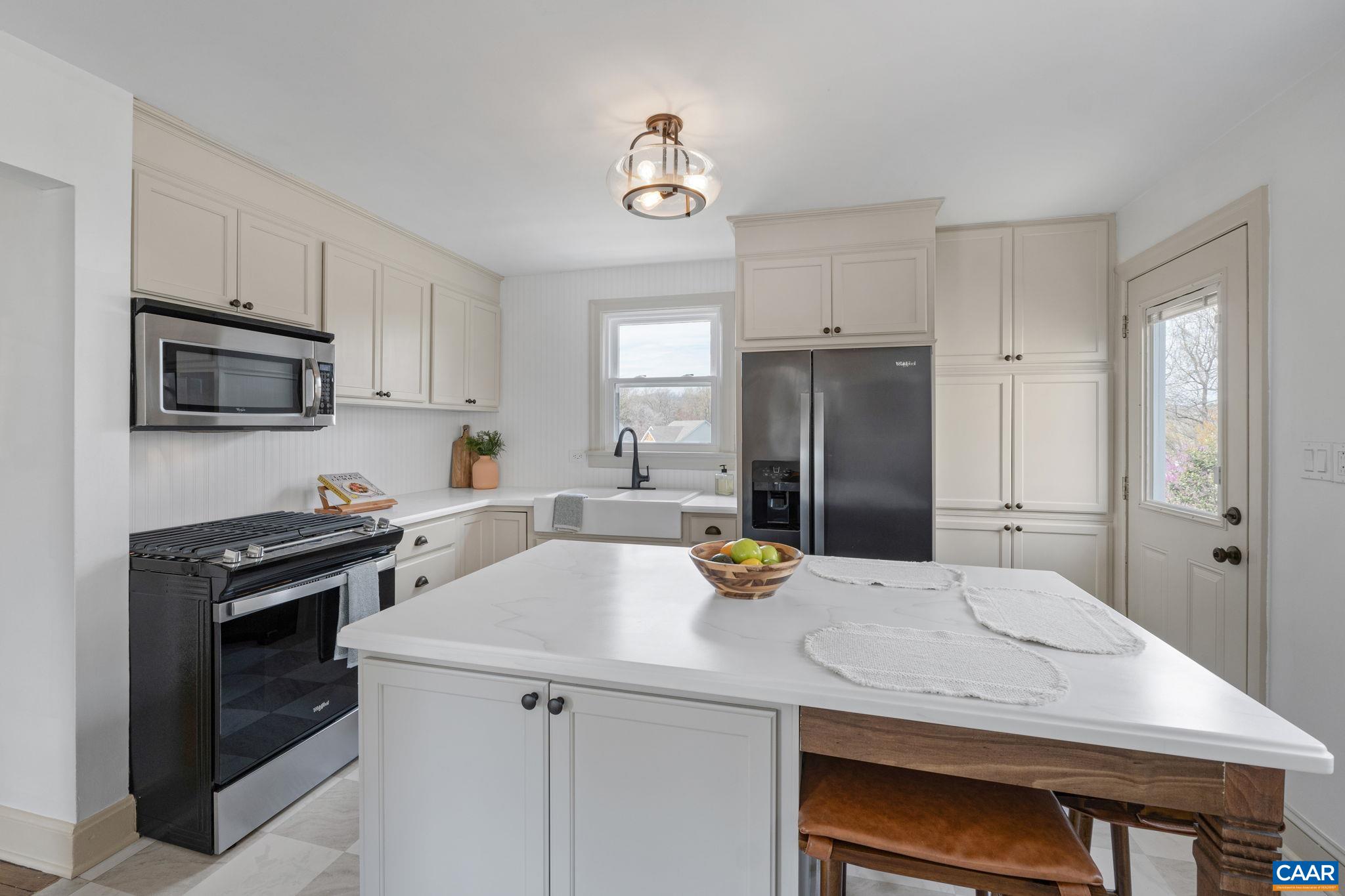 111 HARRIS RD