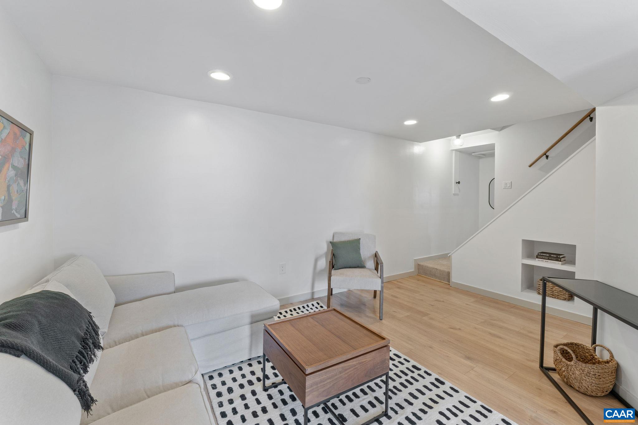 111 HARRIS RD