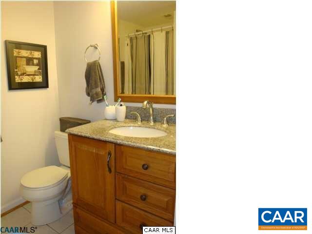 2420 BARRACKS PL Unit: 3