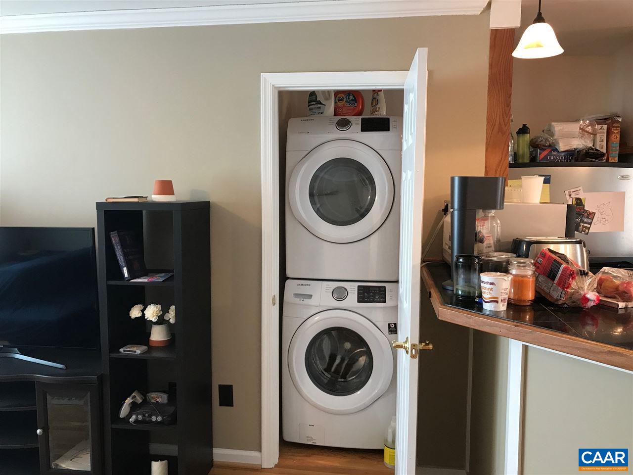 2420 BARRACKS PL Unit: 3