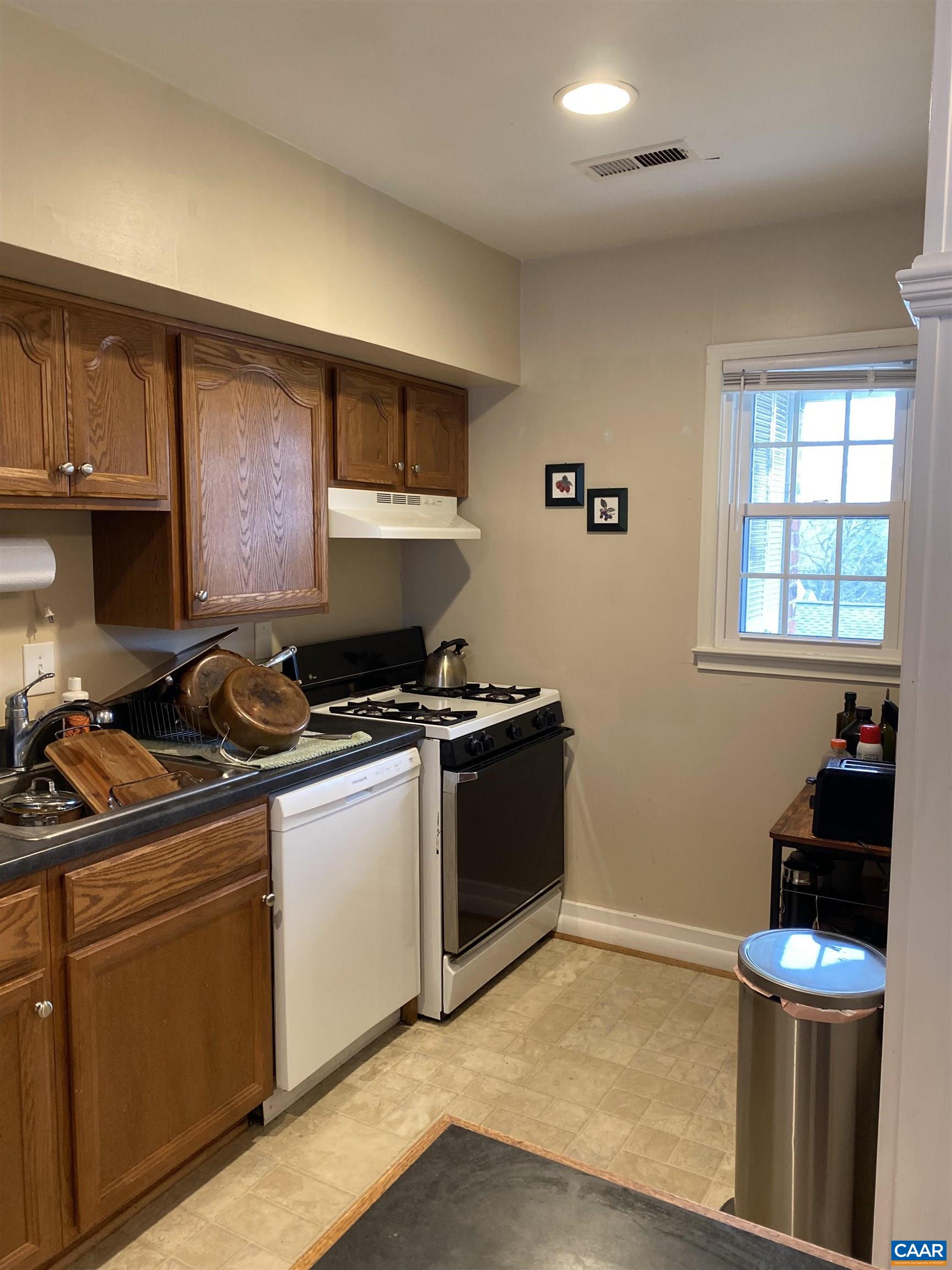115 HESSIAN HILLS RDG Unit: 3