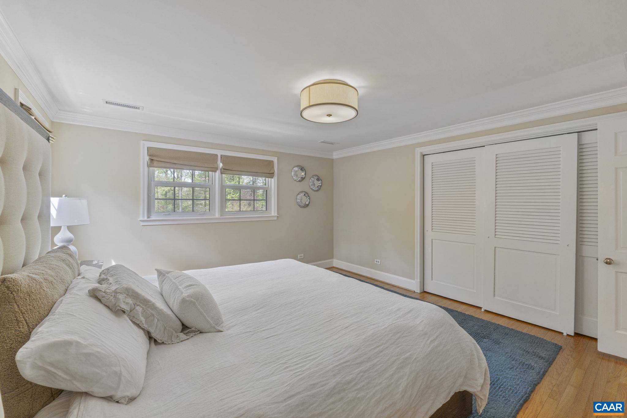 872 FLORDON DR
