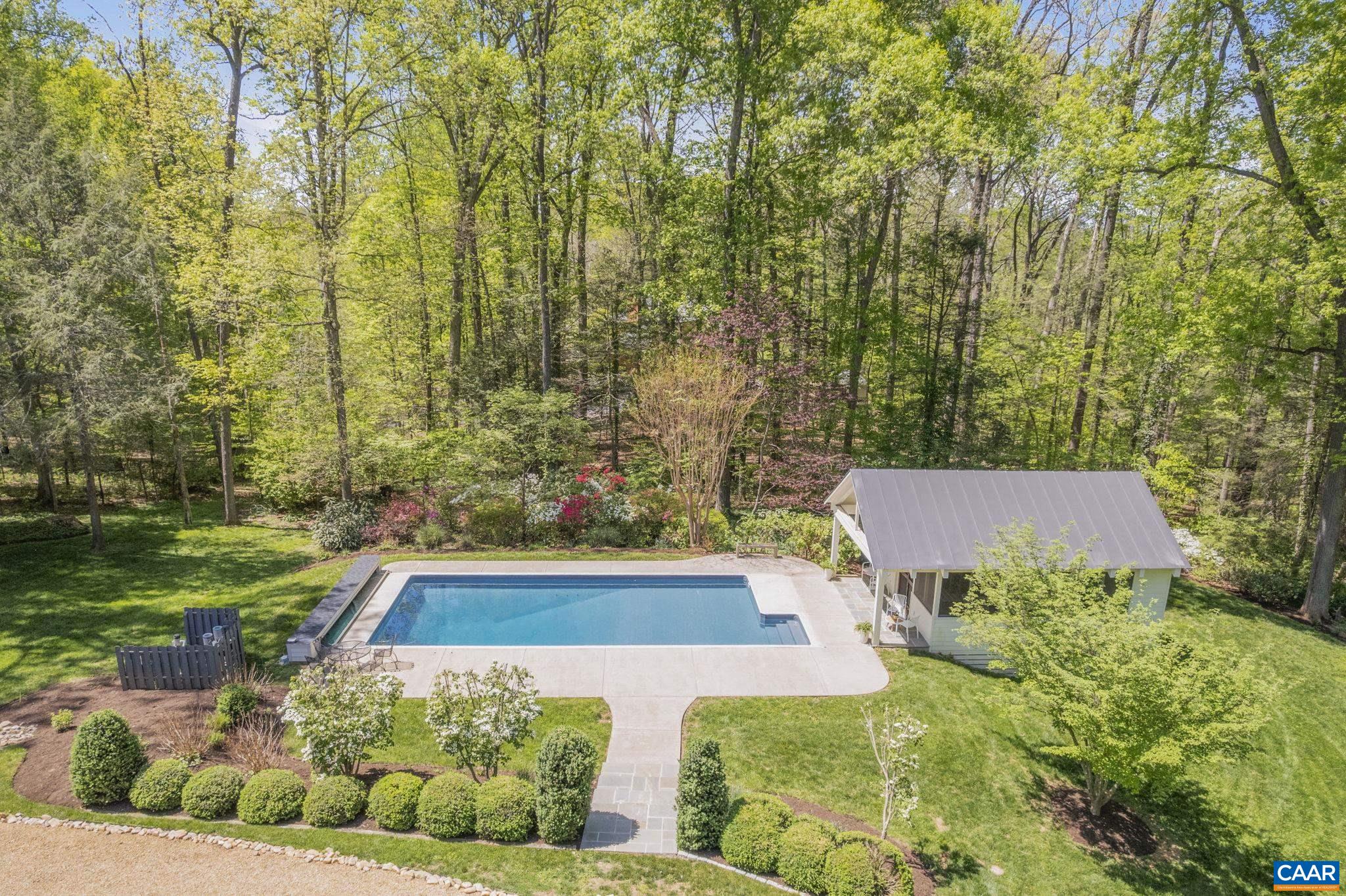 872 FLORDON DR