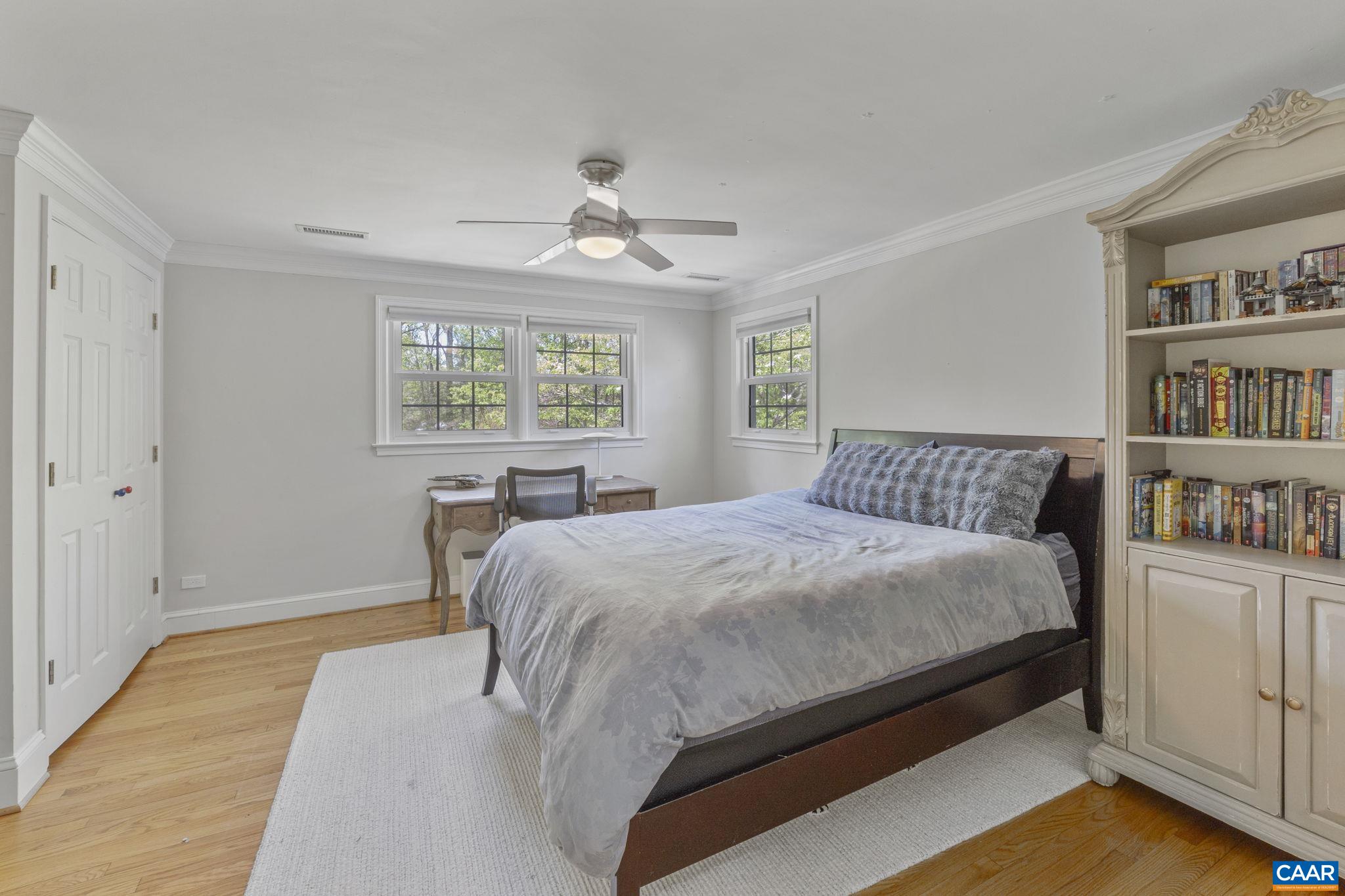 872 FLORDON DR