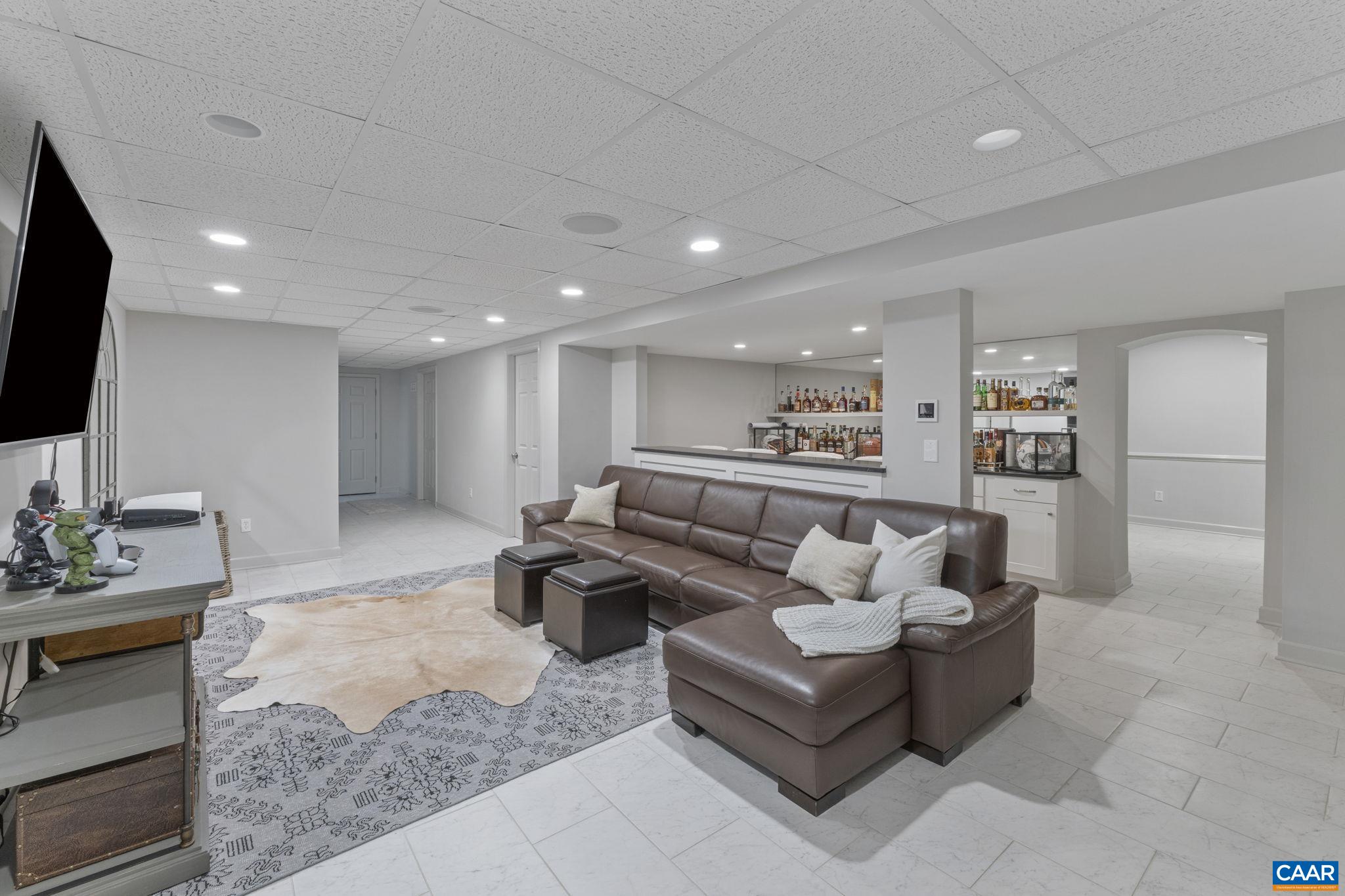 872 FLORDON DR