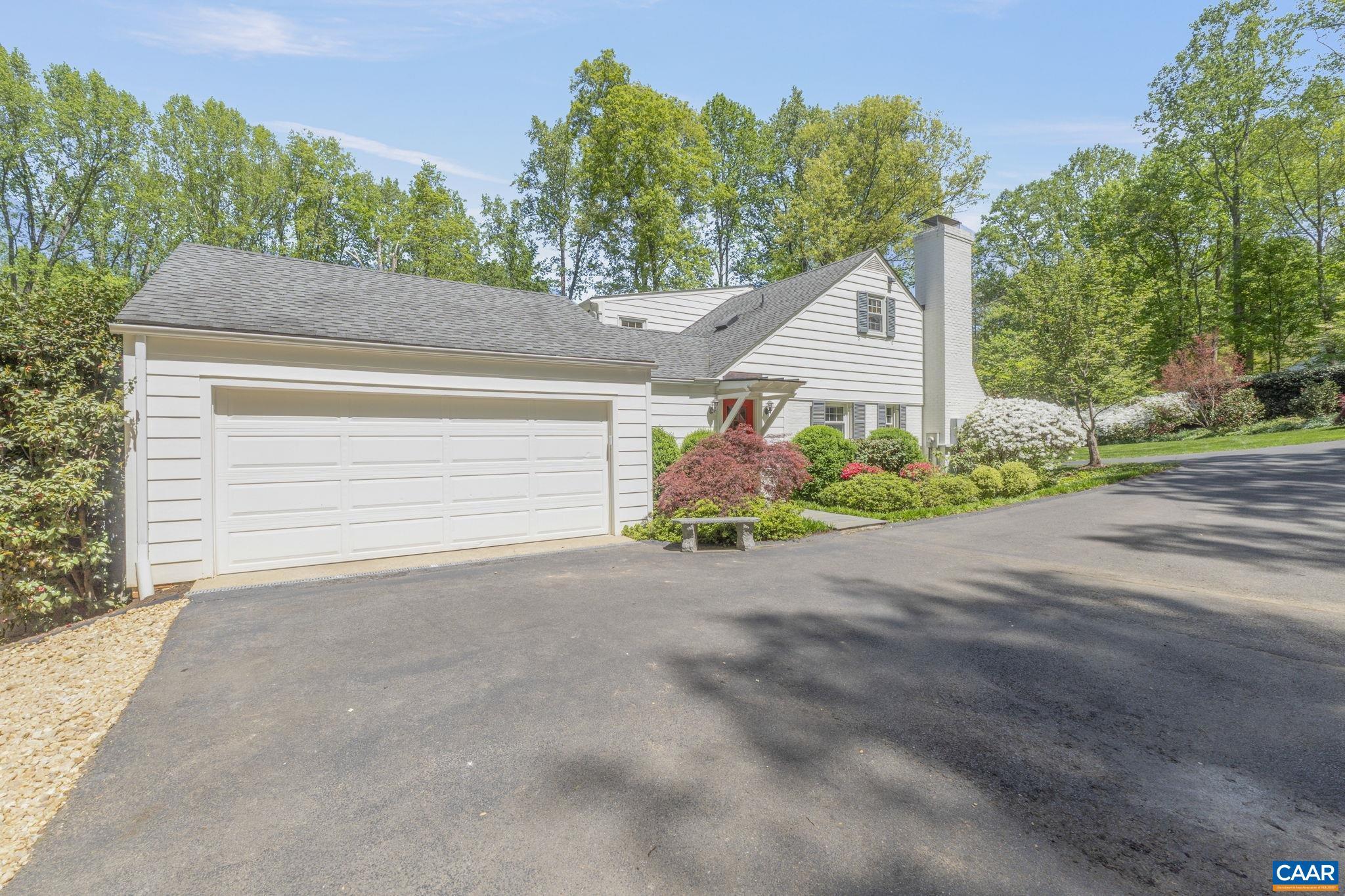 872 FLORDON DR