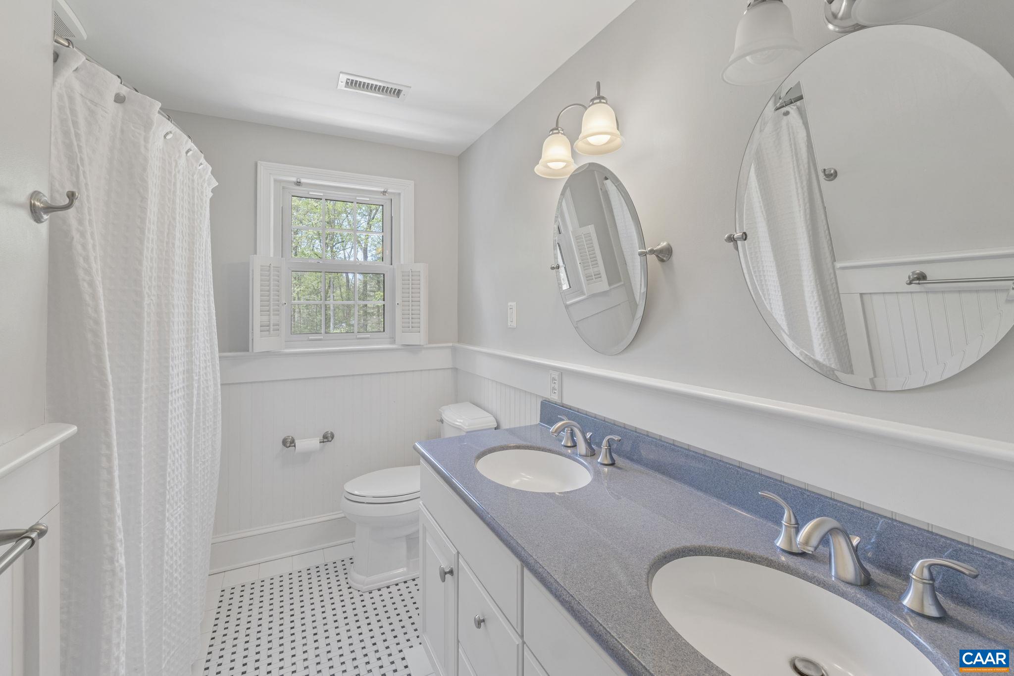 872 FLORDON DR