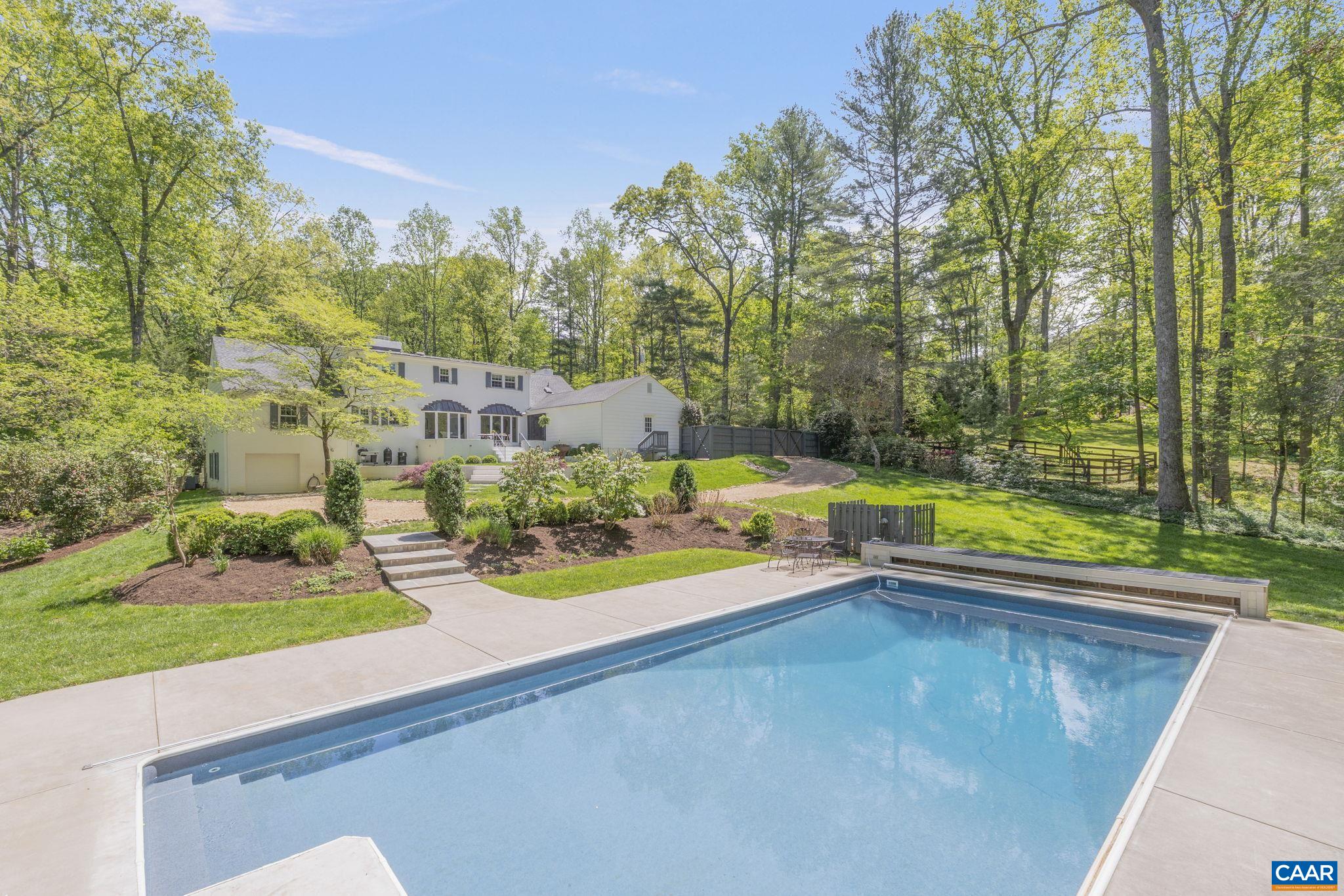 872 FLORDON DR