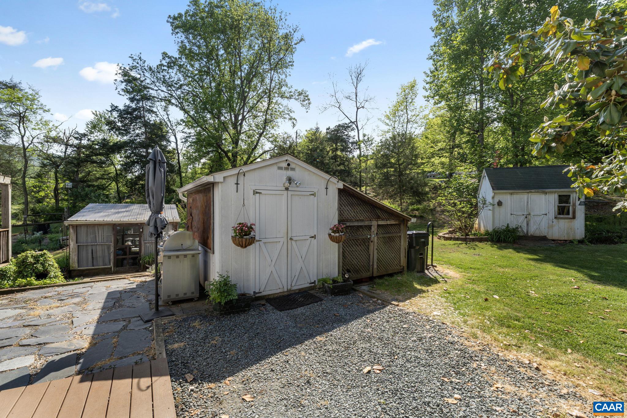 525 DEBENHAM CT