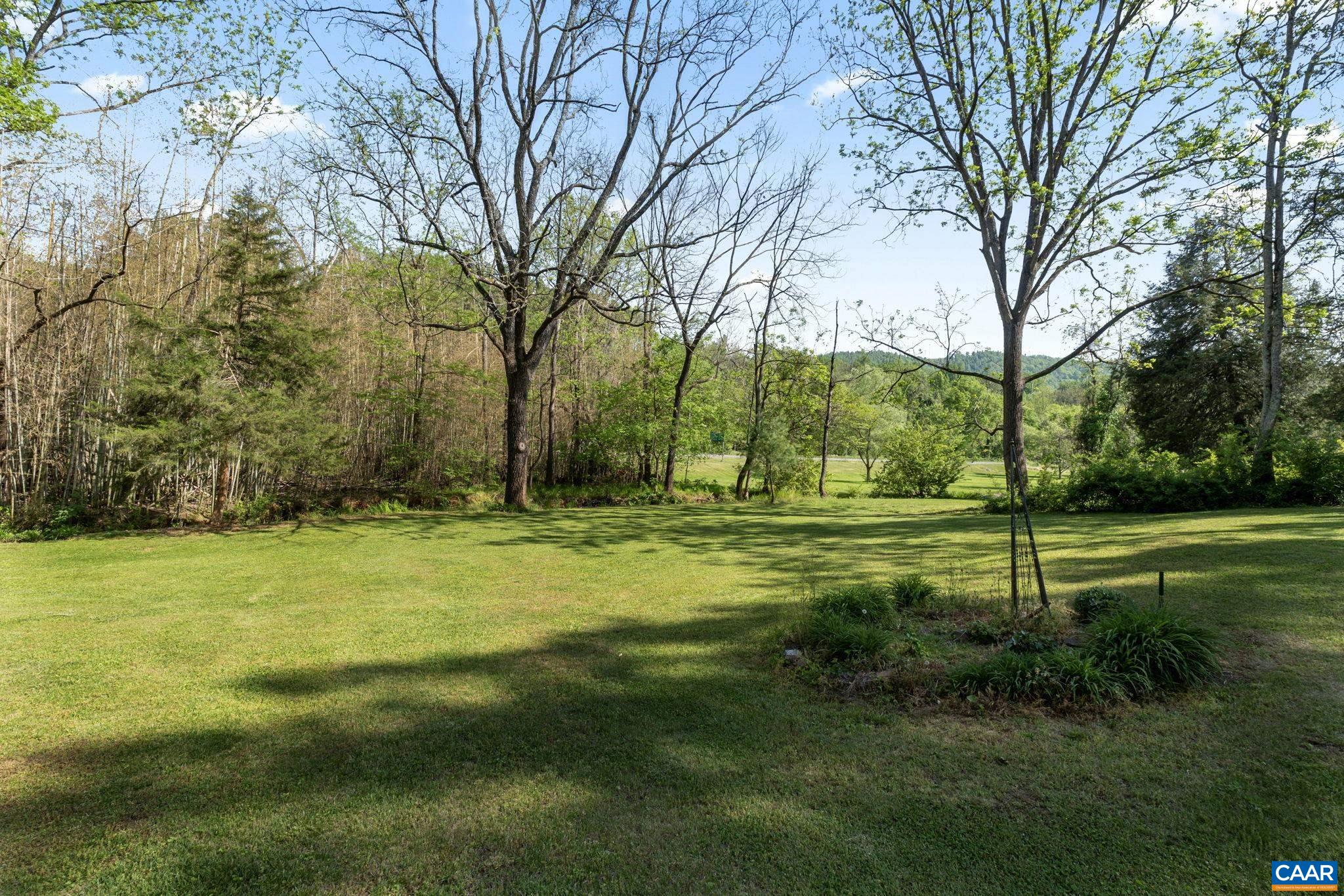 525 DEBENHAM CT
