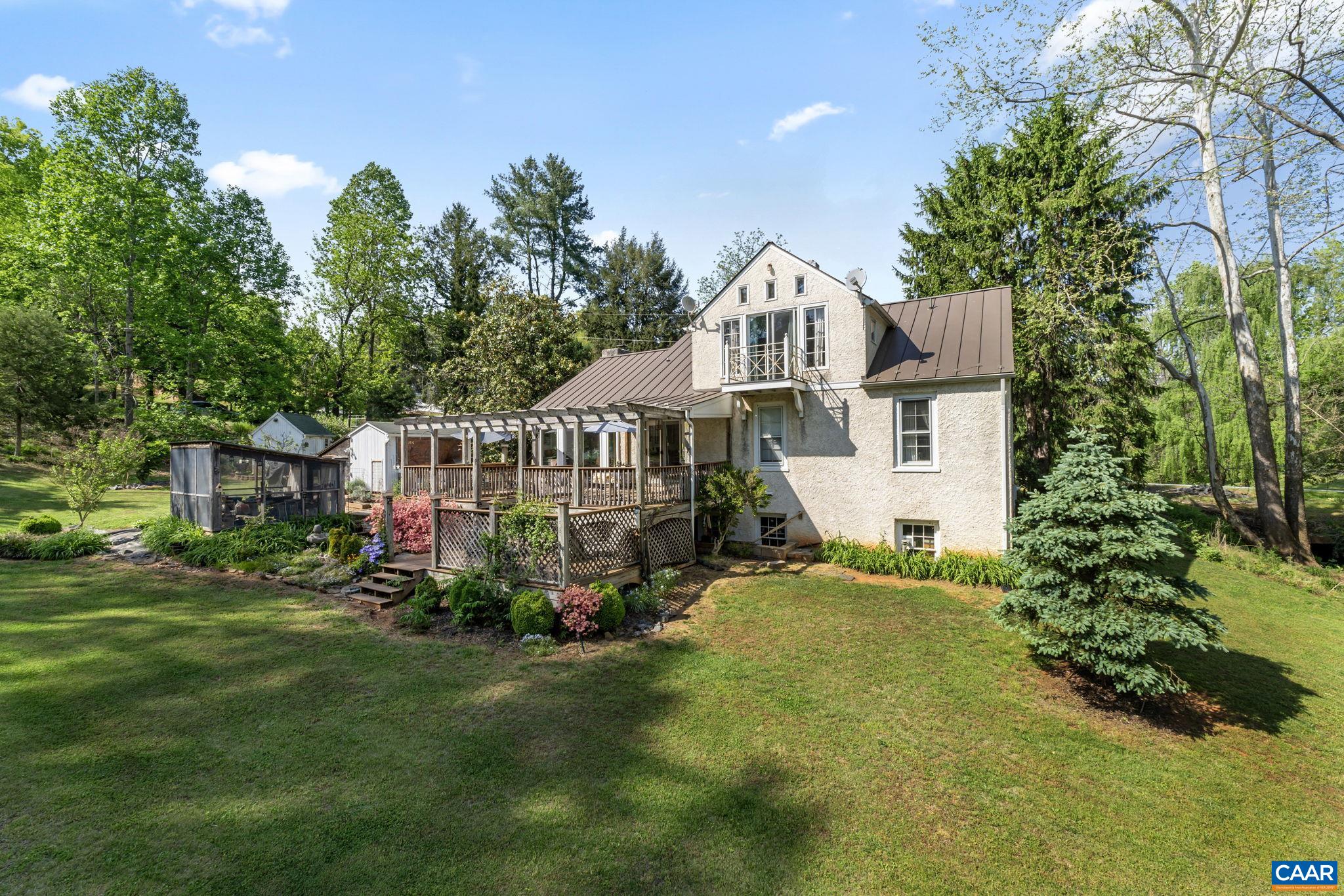 525 DEBENHAM CT