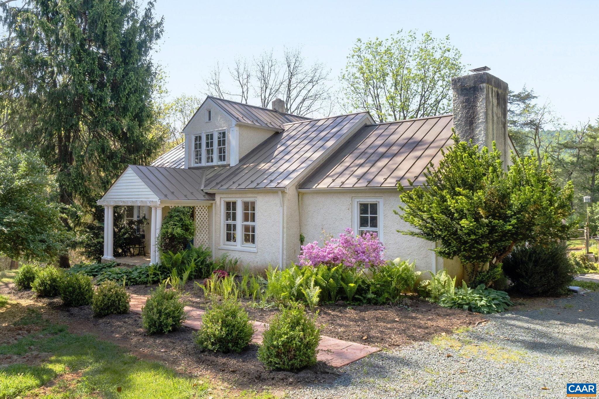 525 DEBENHAM CT