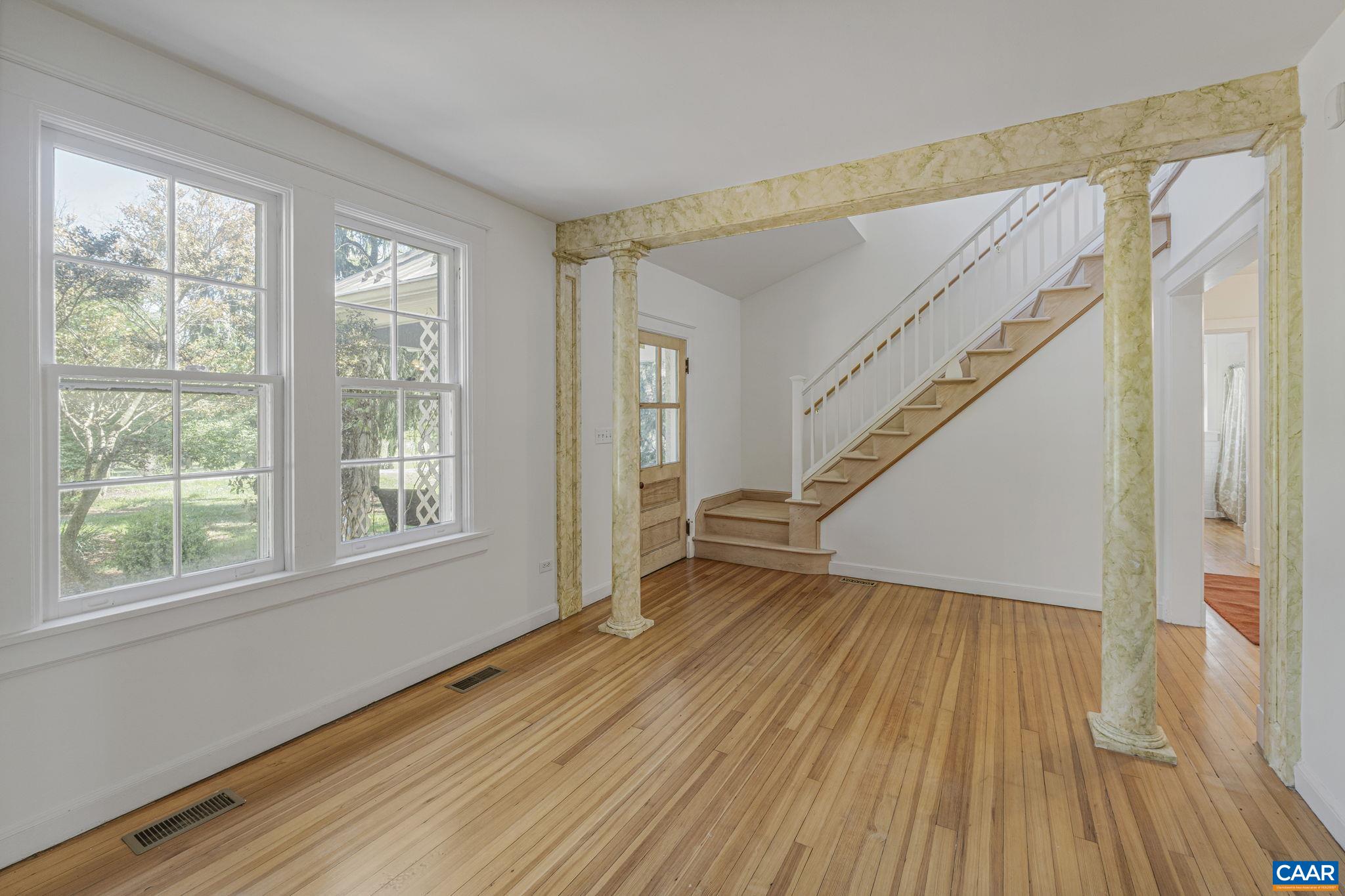 525 DEBENHAM CT