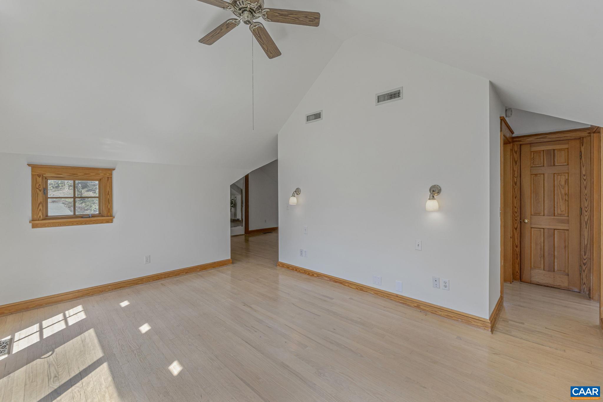525 DEBENHAM CT