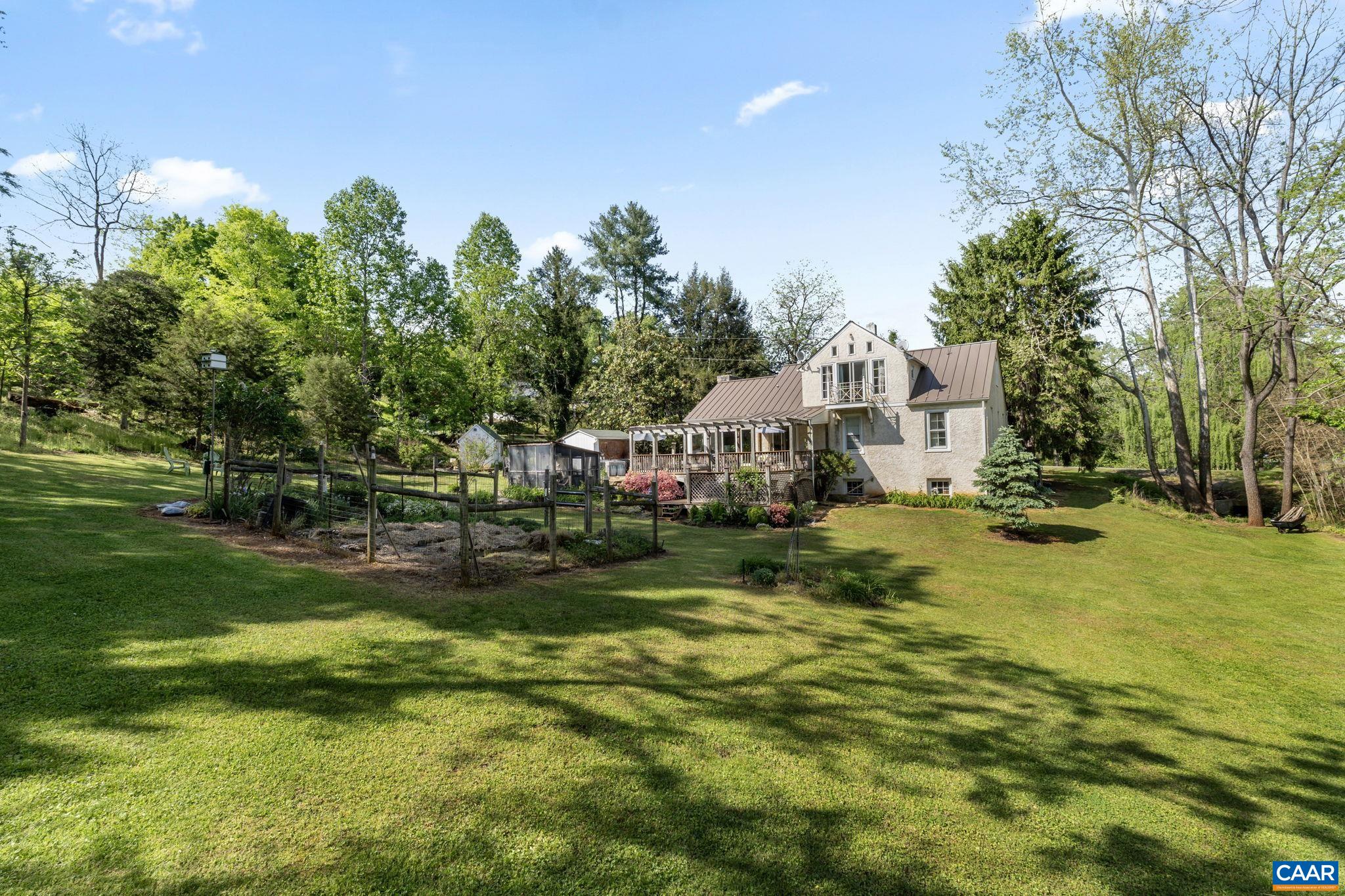 525 DEBENHAM CT