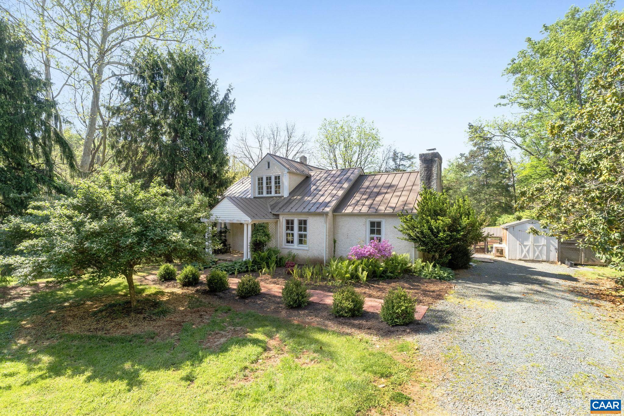 525 DEBENHAM CT