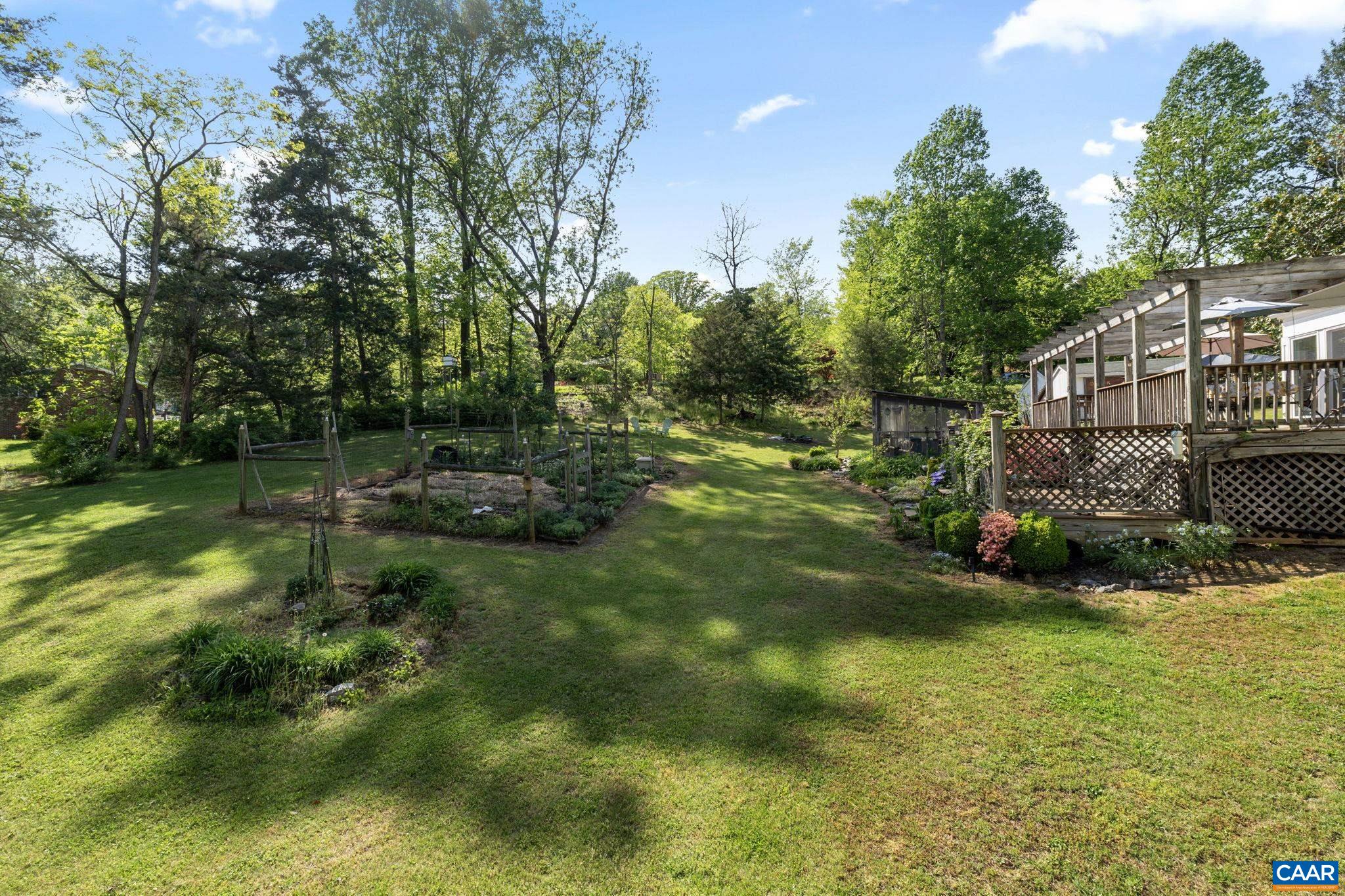 525 DEBENHAM CT