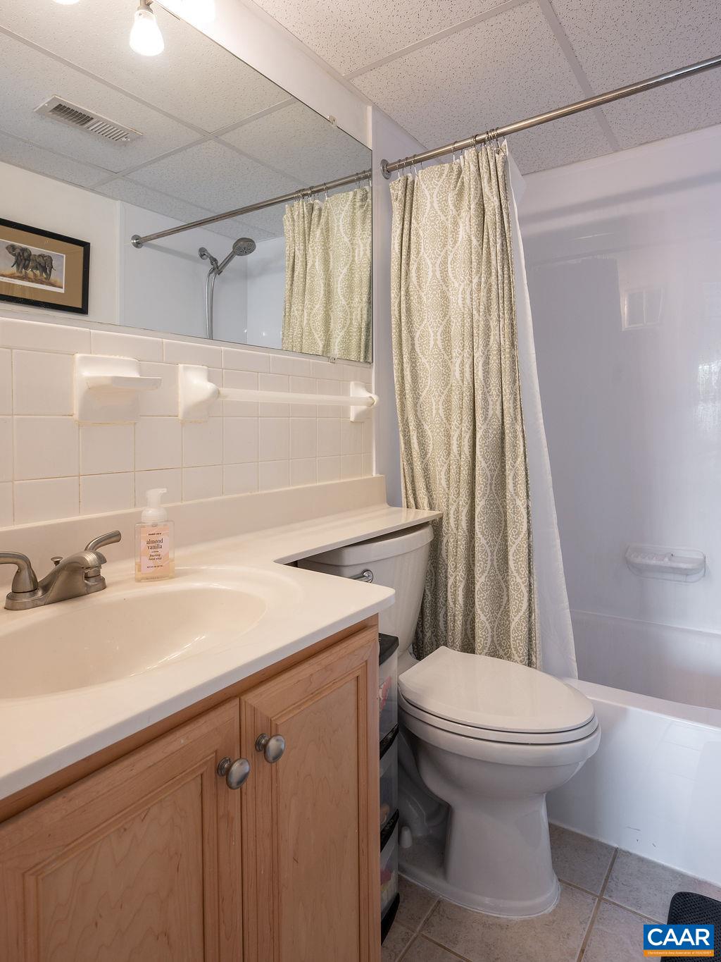 1800 JEFFERSON PARK AVE Unit: 305
