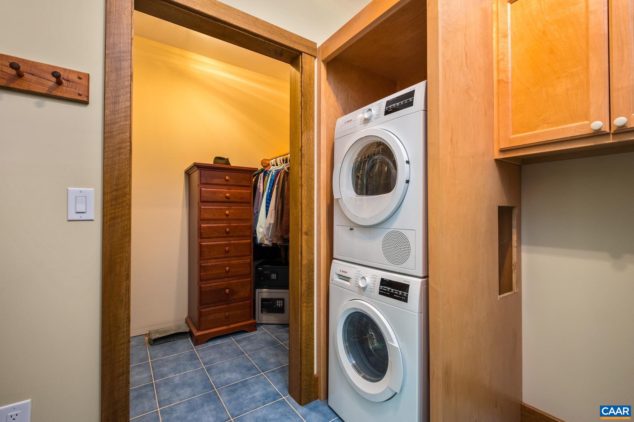 4547 TAYLOR CREEK RD