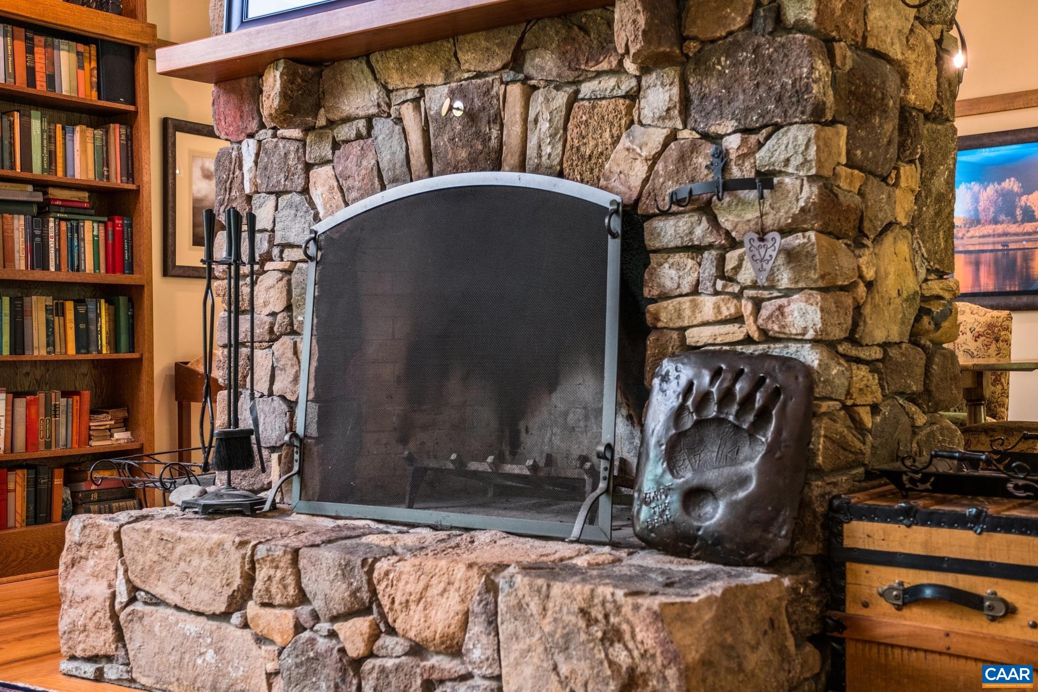 4547 TAYLOR CREEK RD