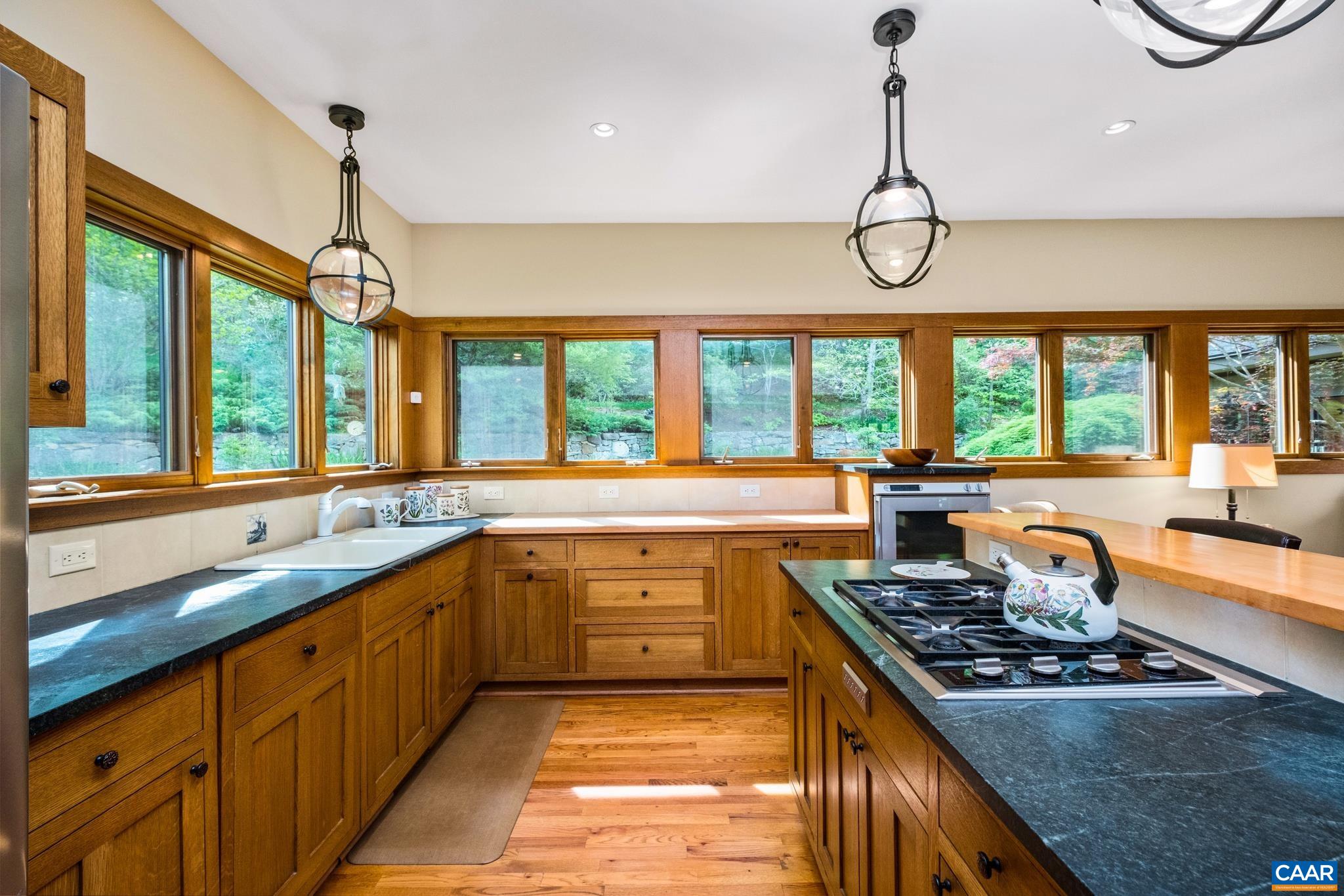 4547 TAYLOR CREEK RD