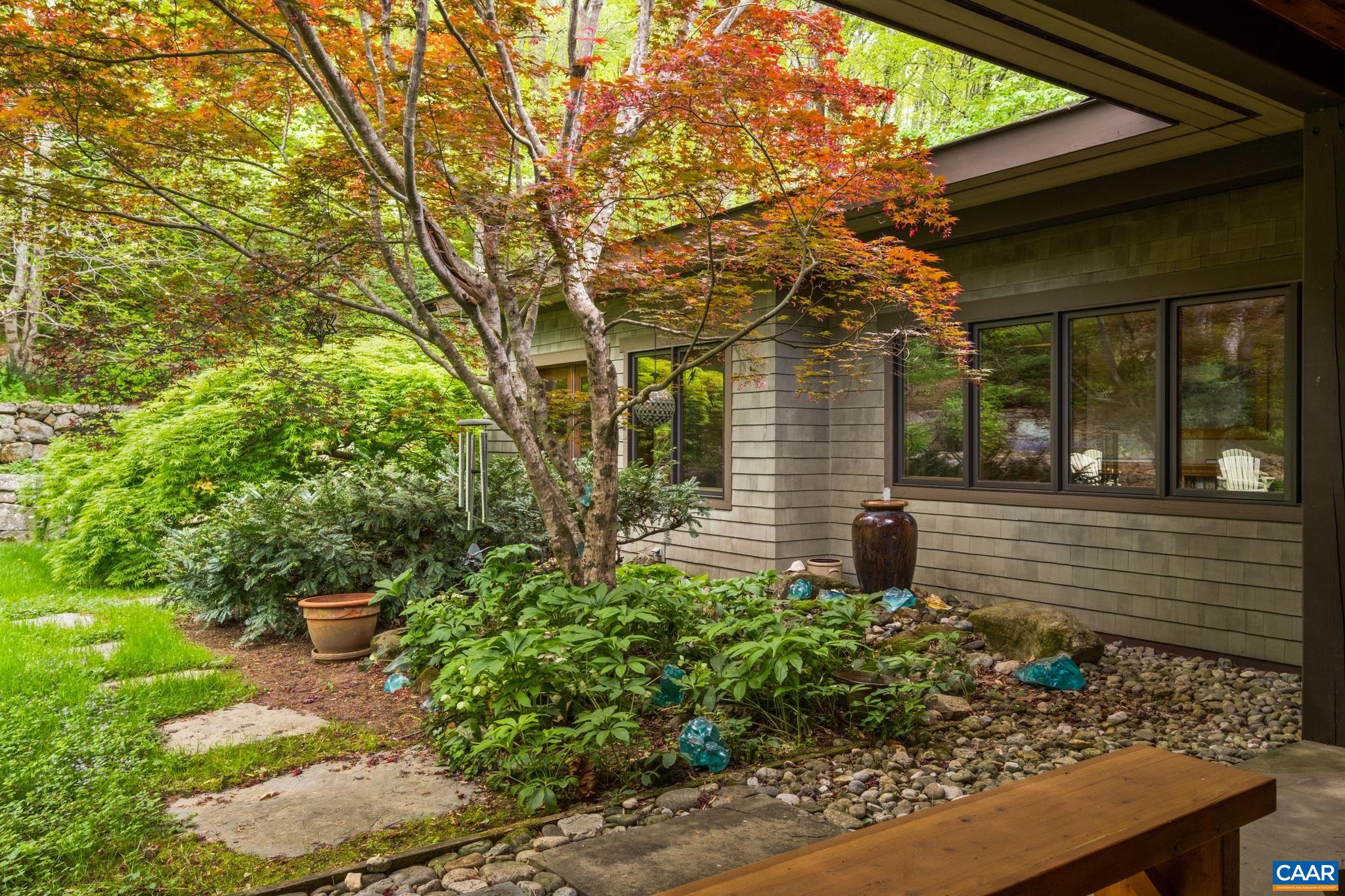 4547 TAYLOR CREEK RD