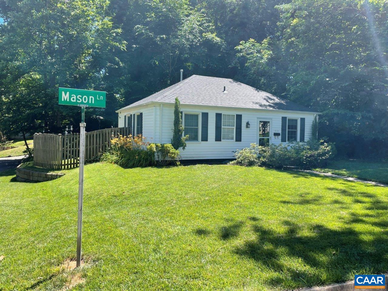 1618 MASON LN