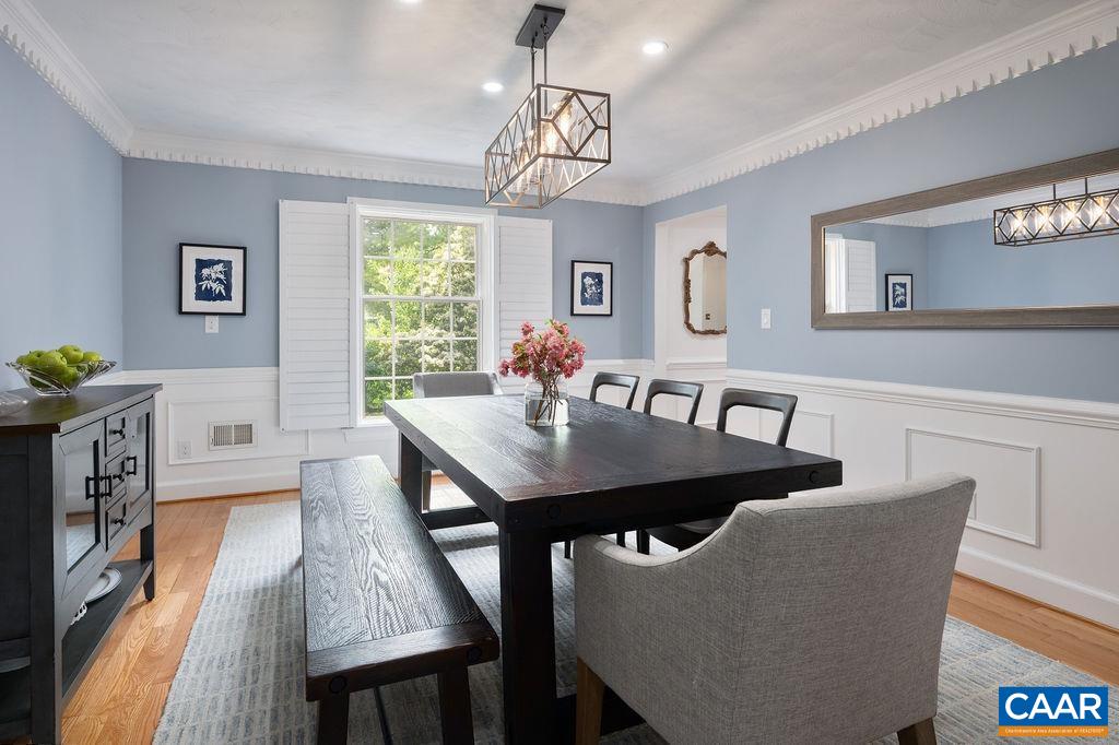 25 BOLLING CIR