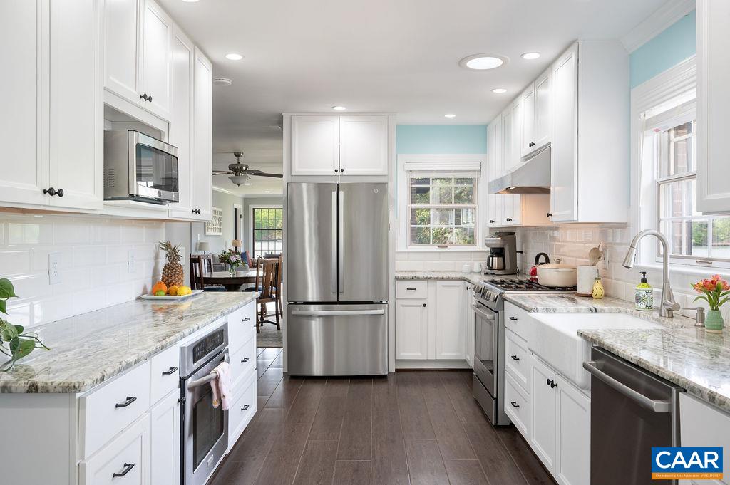 25 BOLLING CIR