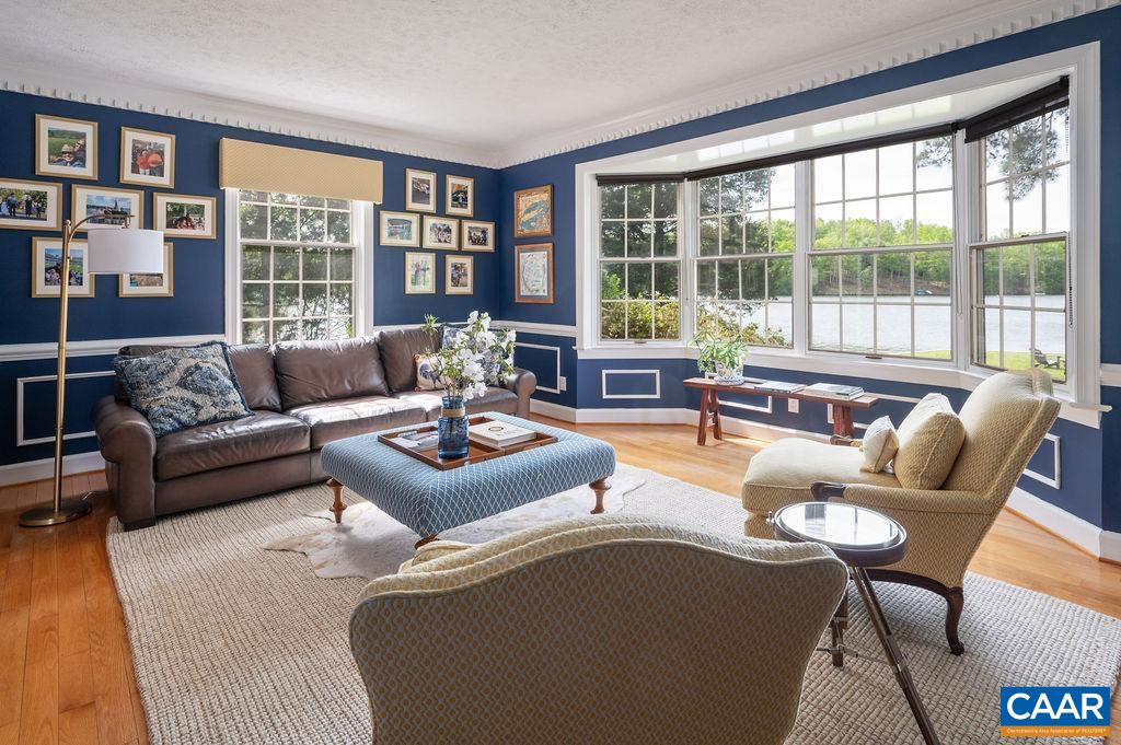 25 BOLLING CIR